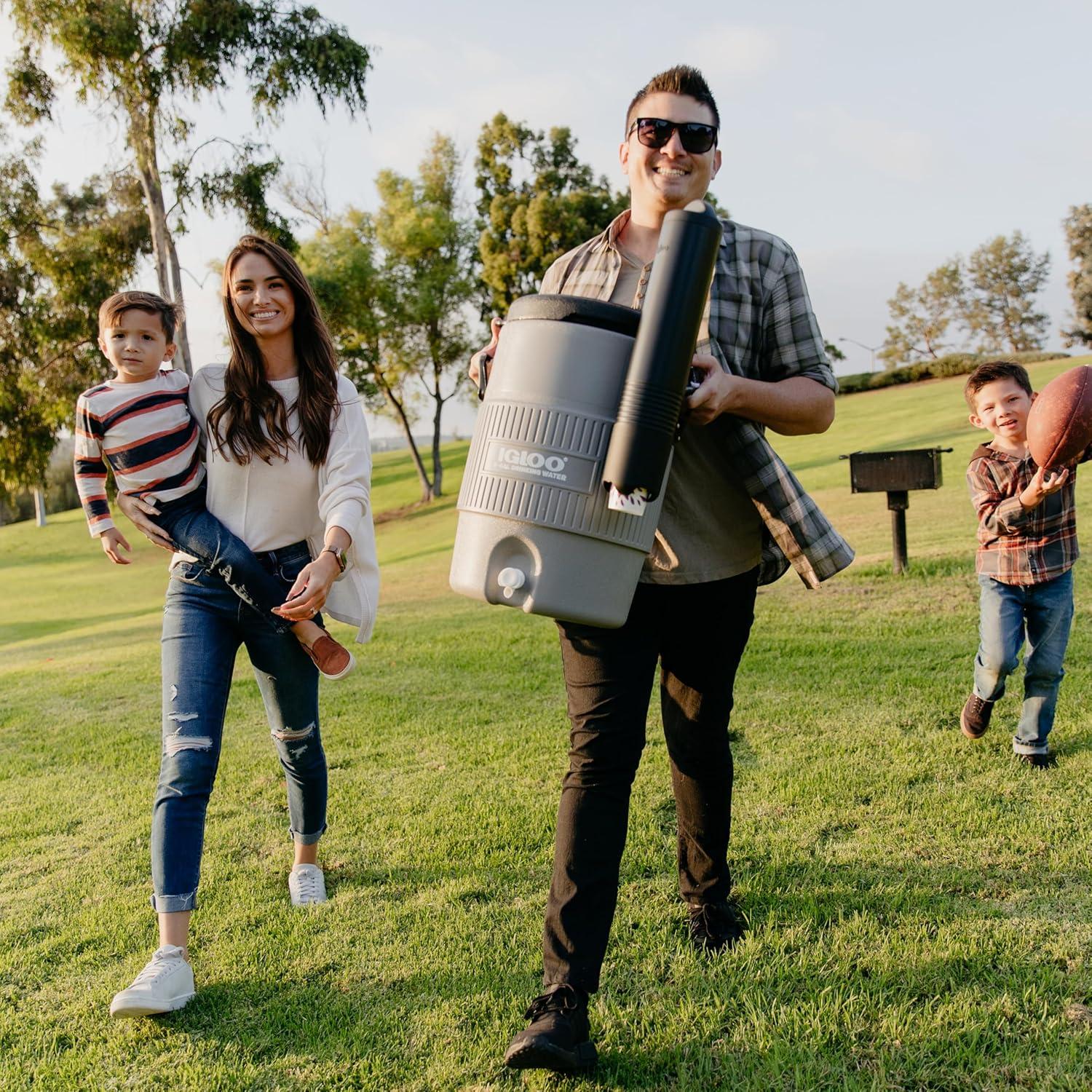 Igloo Sports Cooler Water Beverage Dispenser, Insulated 5 & 10 Gallon Water Cooler, Insulated Drink Dispenser with Spout, Portable Handwashing Stations