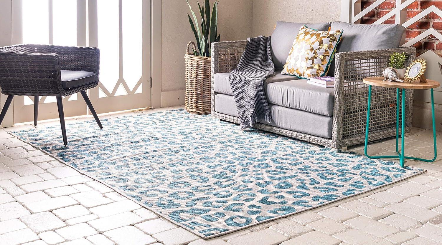 Vibrant Teal & Gray Outdoor Safari 6' x 9' Synthetic Area Rug