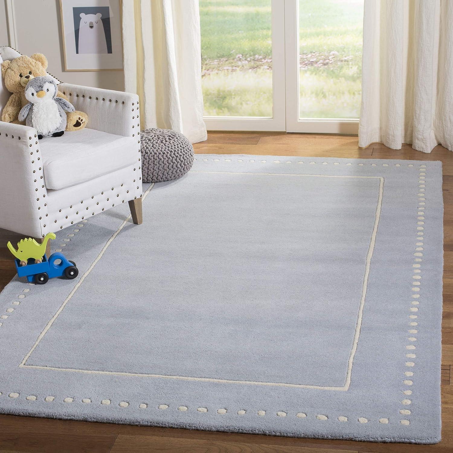 Hand-Tufted Ivory and Light Blue Wool Accent Rug 2' x 3'