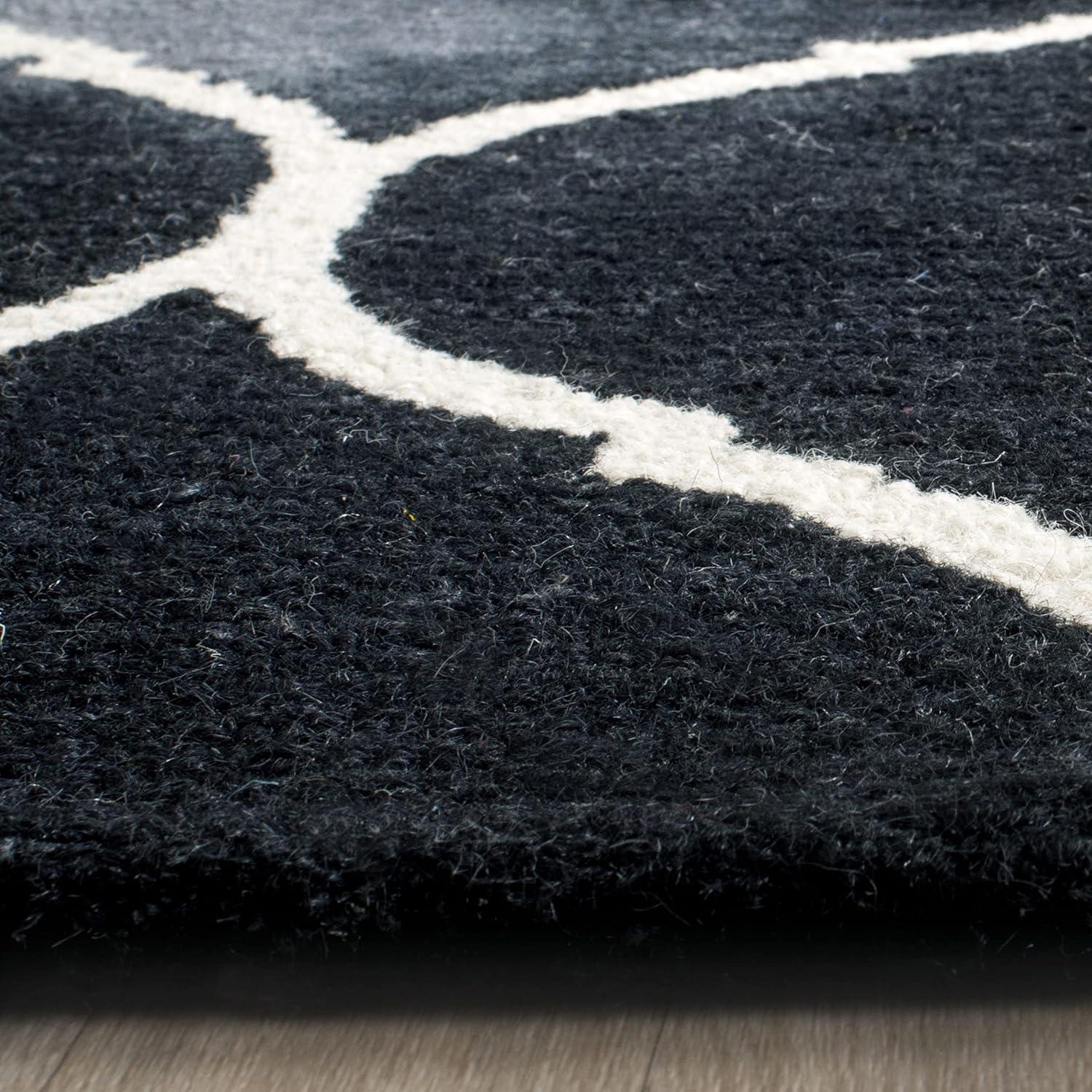Dip Dye DDY685 Hand Tufted Indoor Accent Rug - Graphite/Ivory - 2'x3' - Safavieh