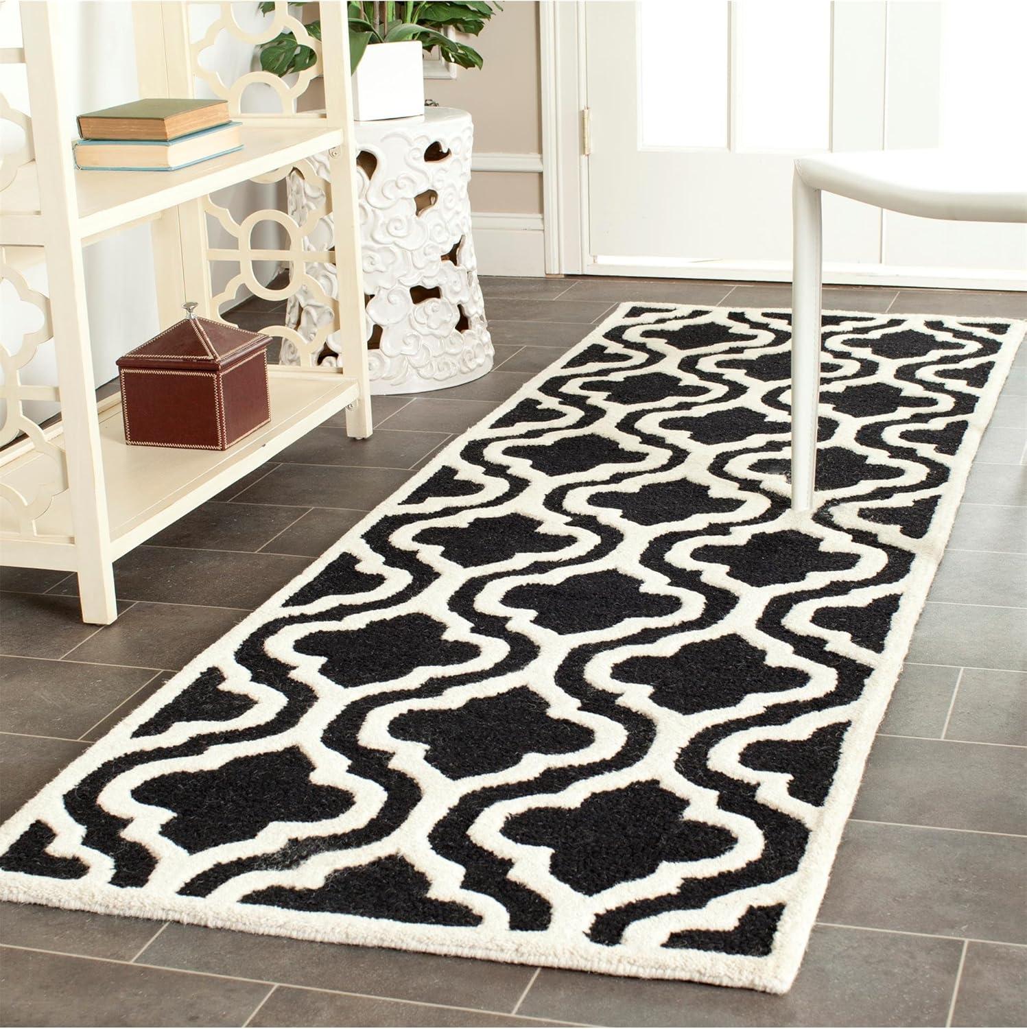 Hand-Tufted Cambridge Wool Area Rug in Black & Ivory - 30" x 14"