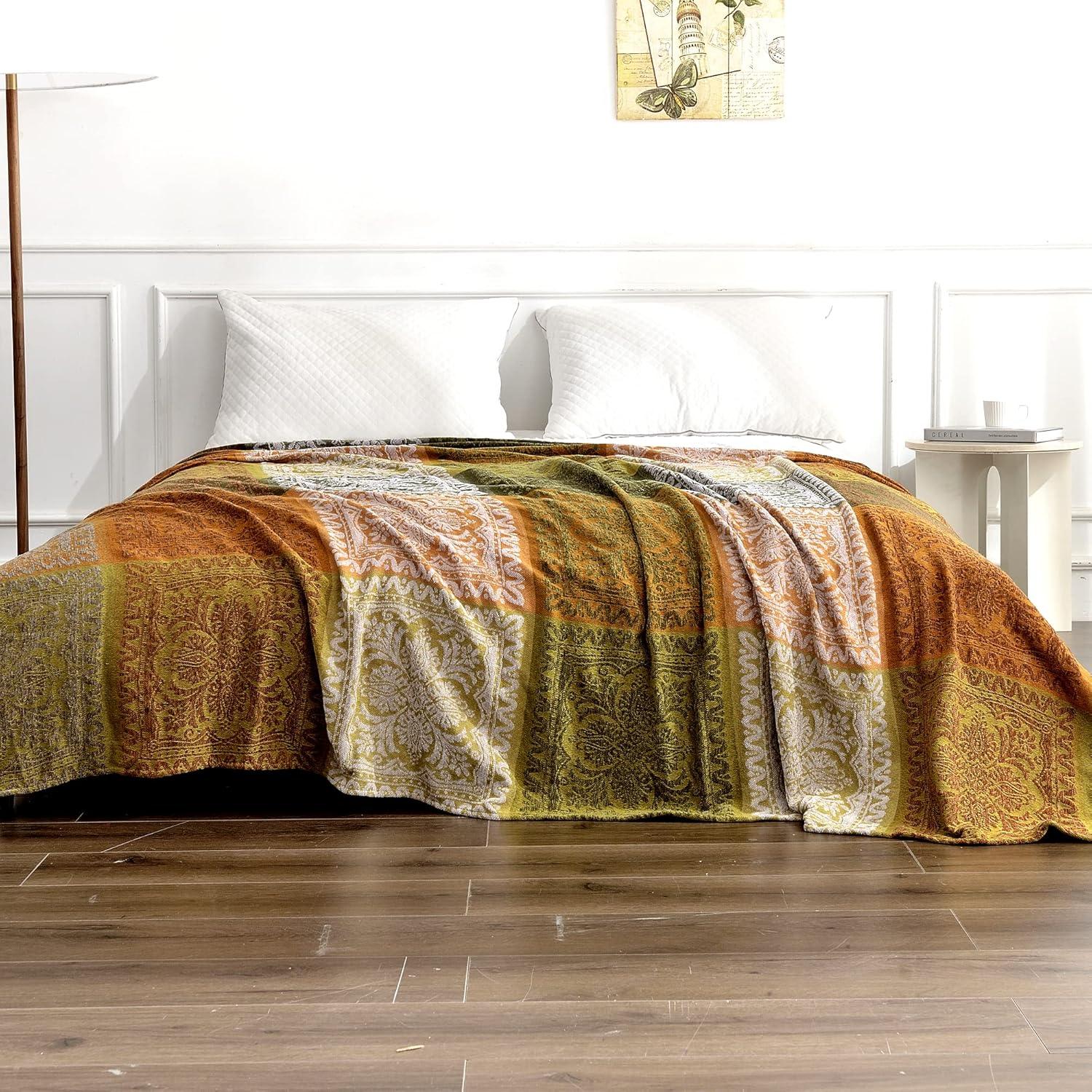Manta Bohemia, Borlas Bohemias para Cama, Sofá, Silla Suave, Borlas con Flecos de Chenilla (Verde, Grande 86 X 102 Pulgadas)