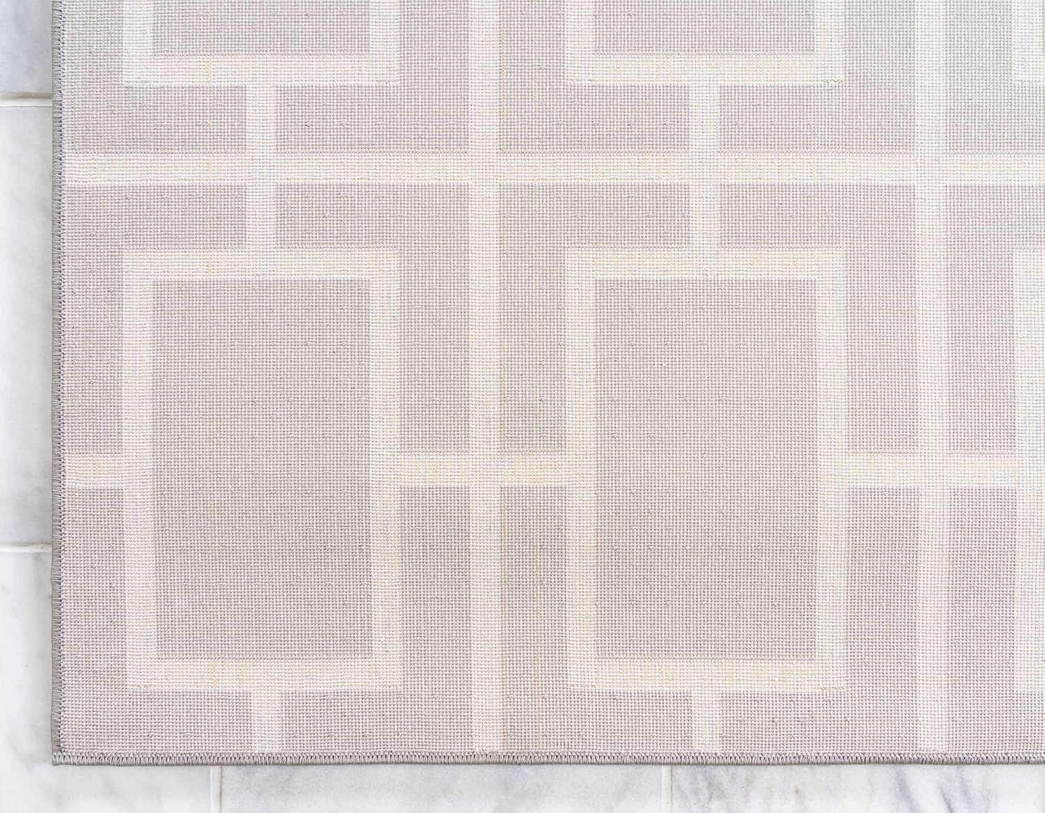 Elegant Geometric Gray & Silver Synthetic Area Rug - 5' x 8'