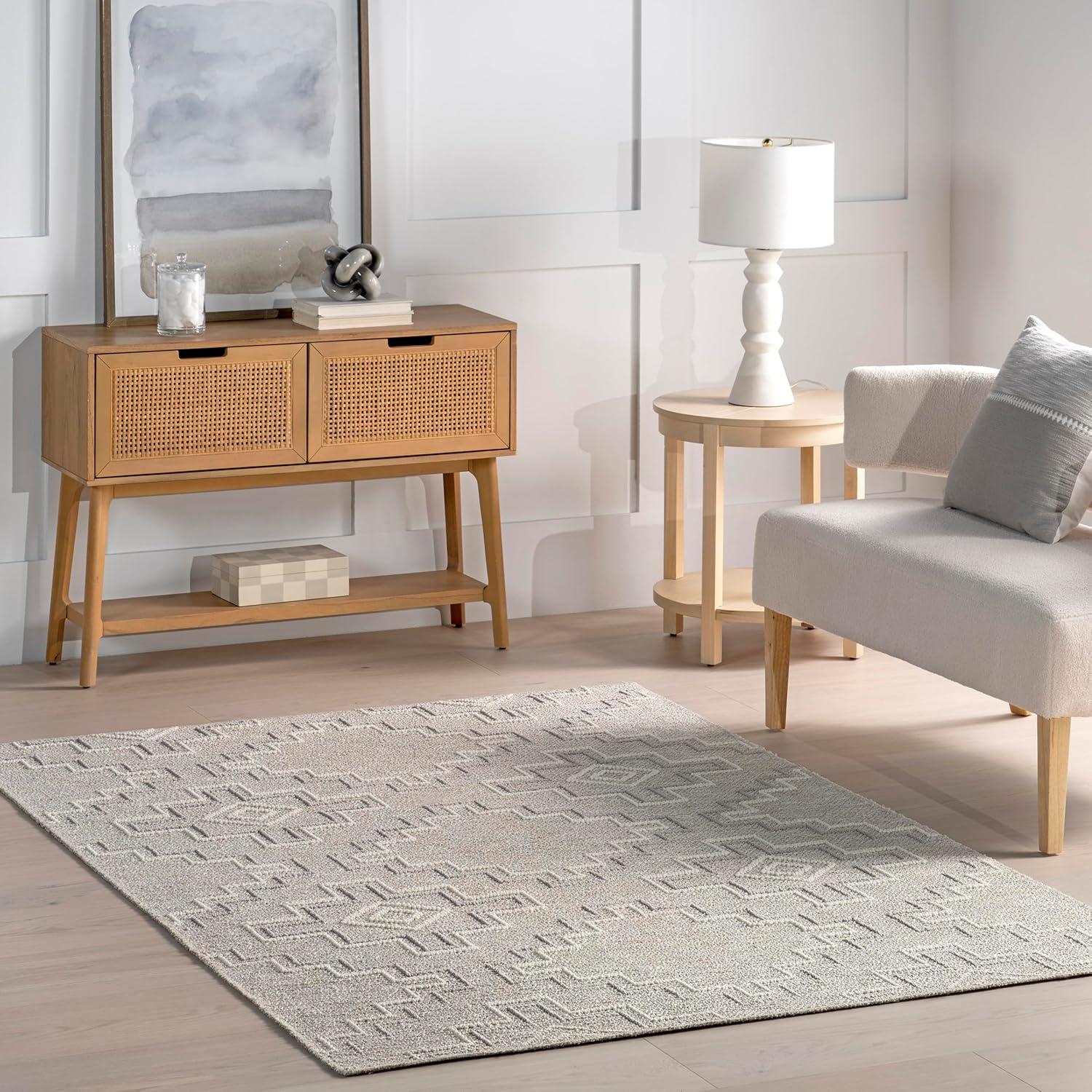 Alani Beige and Gray Synthetic 4' x 6' Area Rug