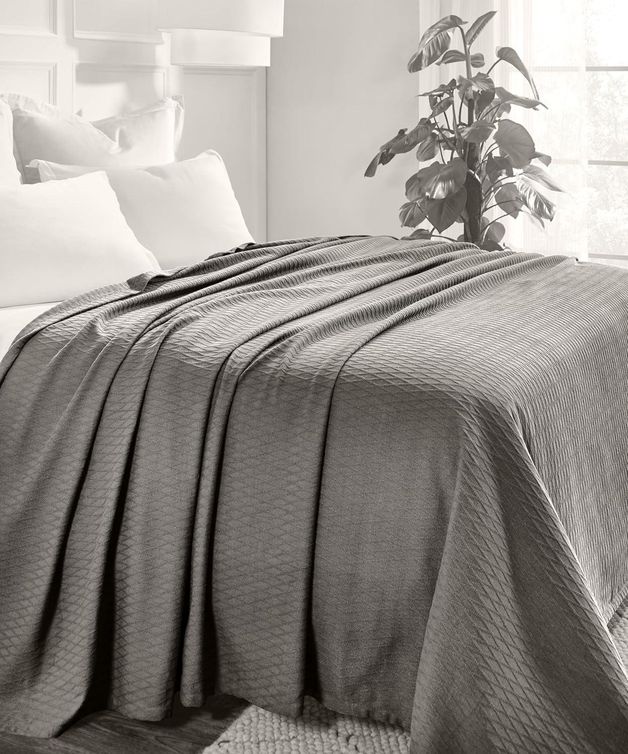Superior Diamond Weave All-Season Bedding Cotton Throw Layering Blanket