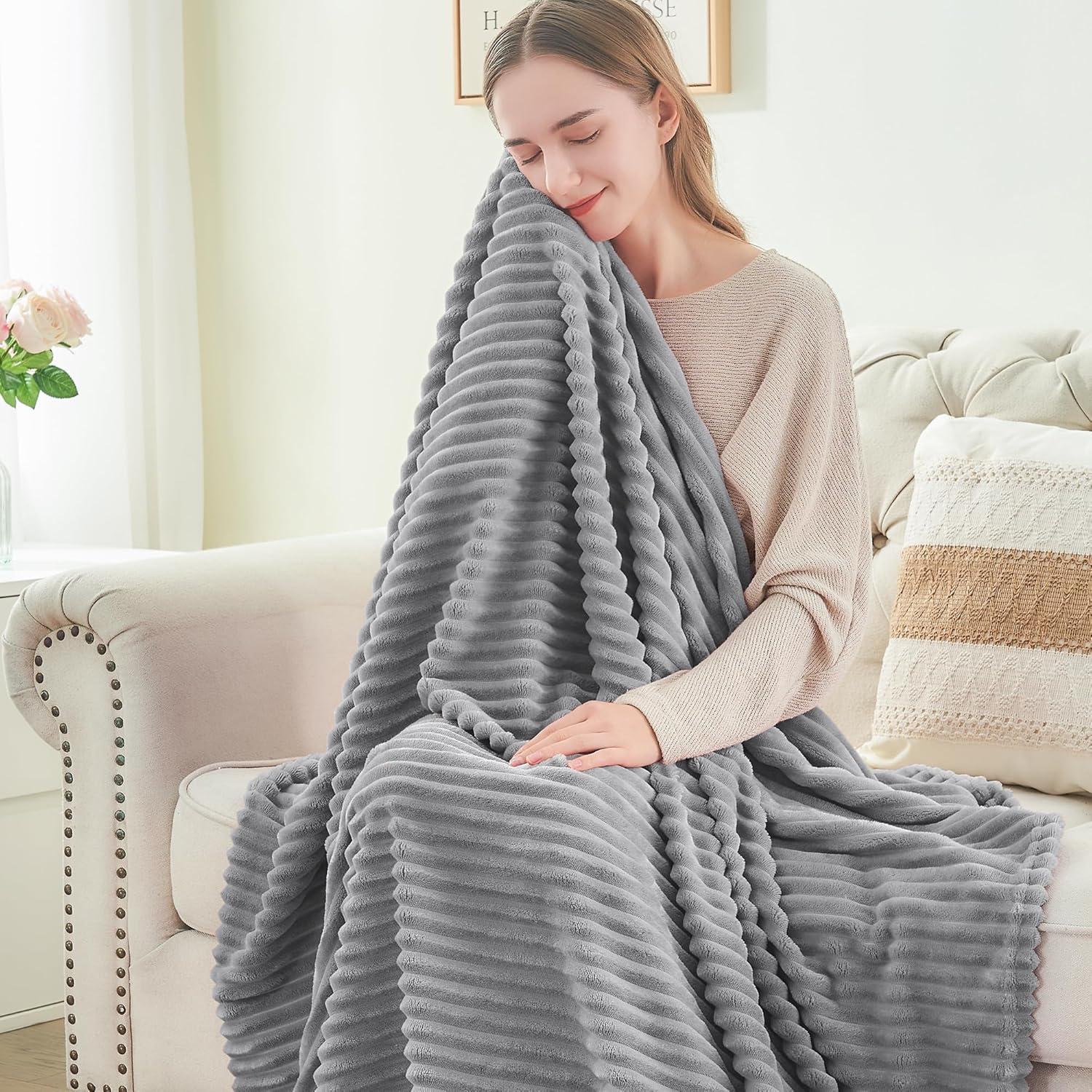 Gray 3D Ribbed Jacquard Fleece Throw Blanket 50x60 inches