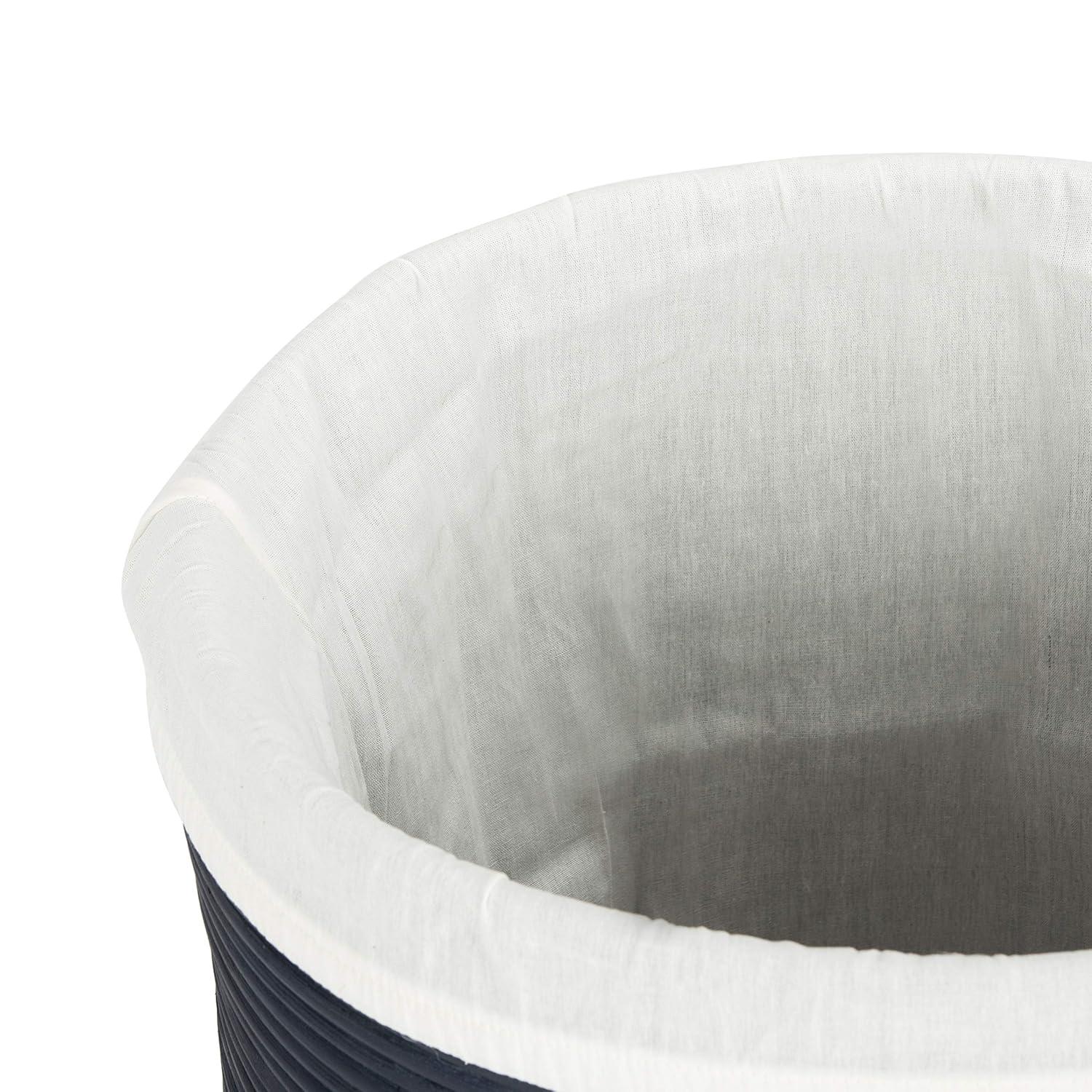 Wellington Laundry Basket - White/Navy - Safavieh