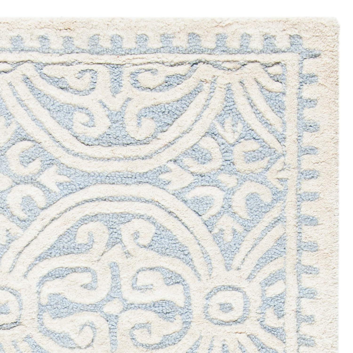 SAFAVIEH Cambridge Leslie Geometric Wool Area Rug, Light Blue/Ivory, 2' x 3'