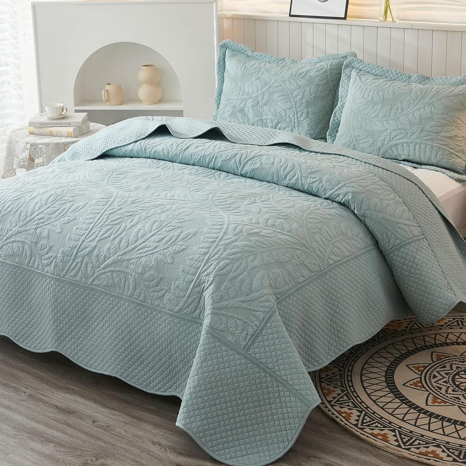 Oversized Green Cotton Queen Bedspread Quilt Set