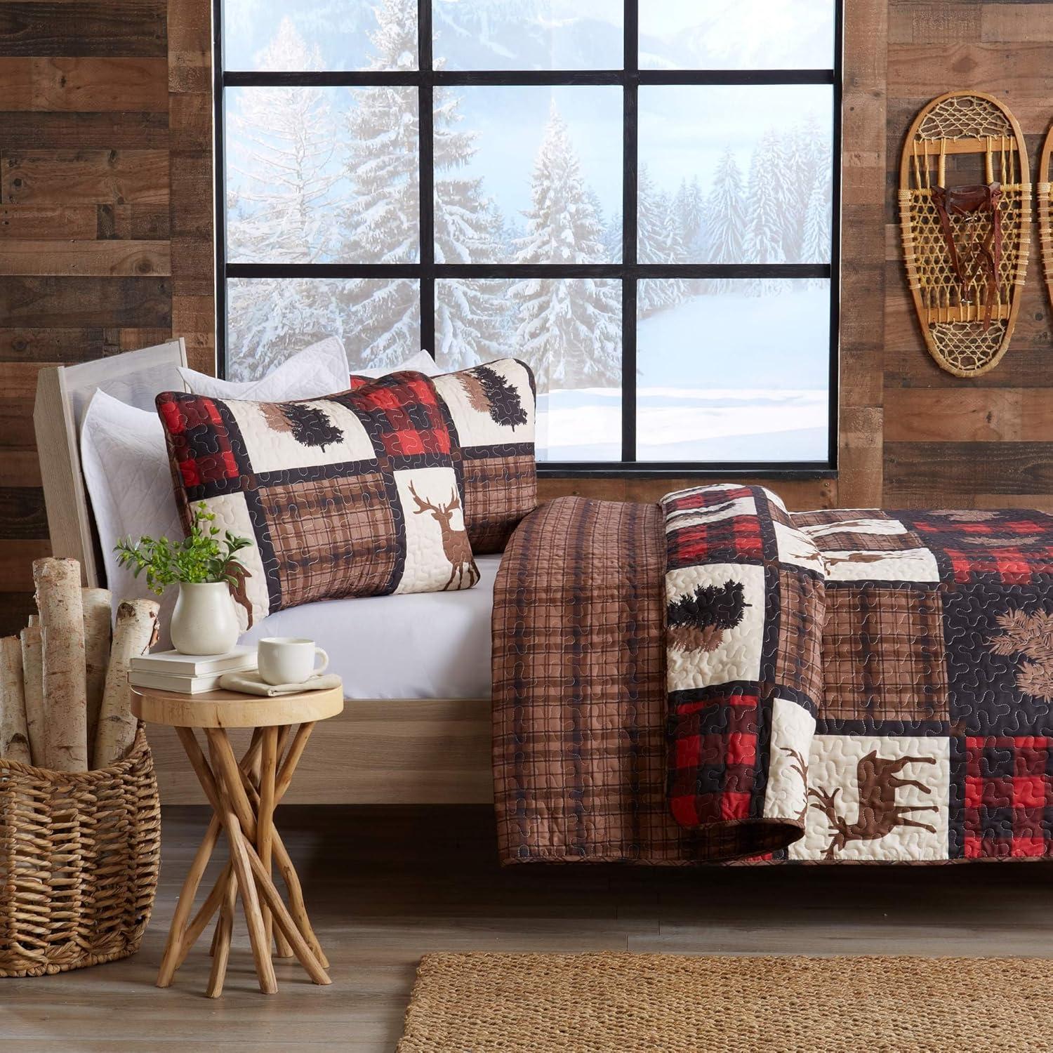 Lodge Patchwork Reversible Quilt Set with Shams