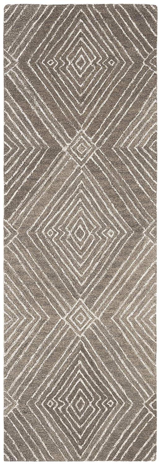 Micro-Loop MLP608 Hand Tufted Indoor Accent Rug - Dark Grey/Ivory - 2'6"x4' - Safavieh
