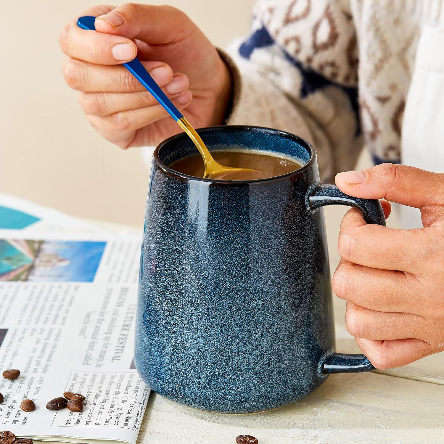 Extra Large Ceramic Coffee Mug with A Big Handle,Jumbo Tea and Coffee Cup for Office and Home,With Spoon and Wooden Lid,Dishwasher and Microwave Safe(Green)