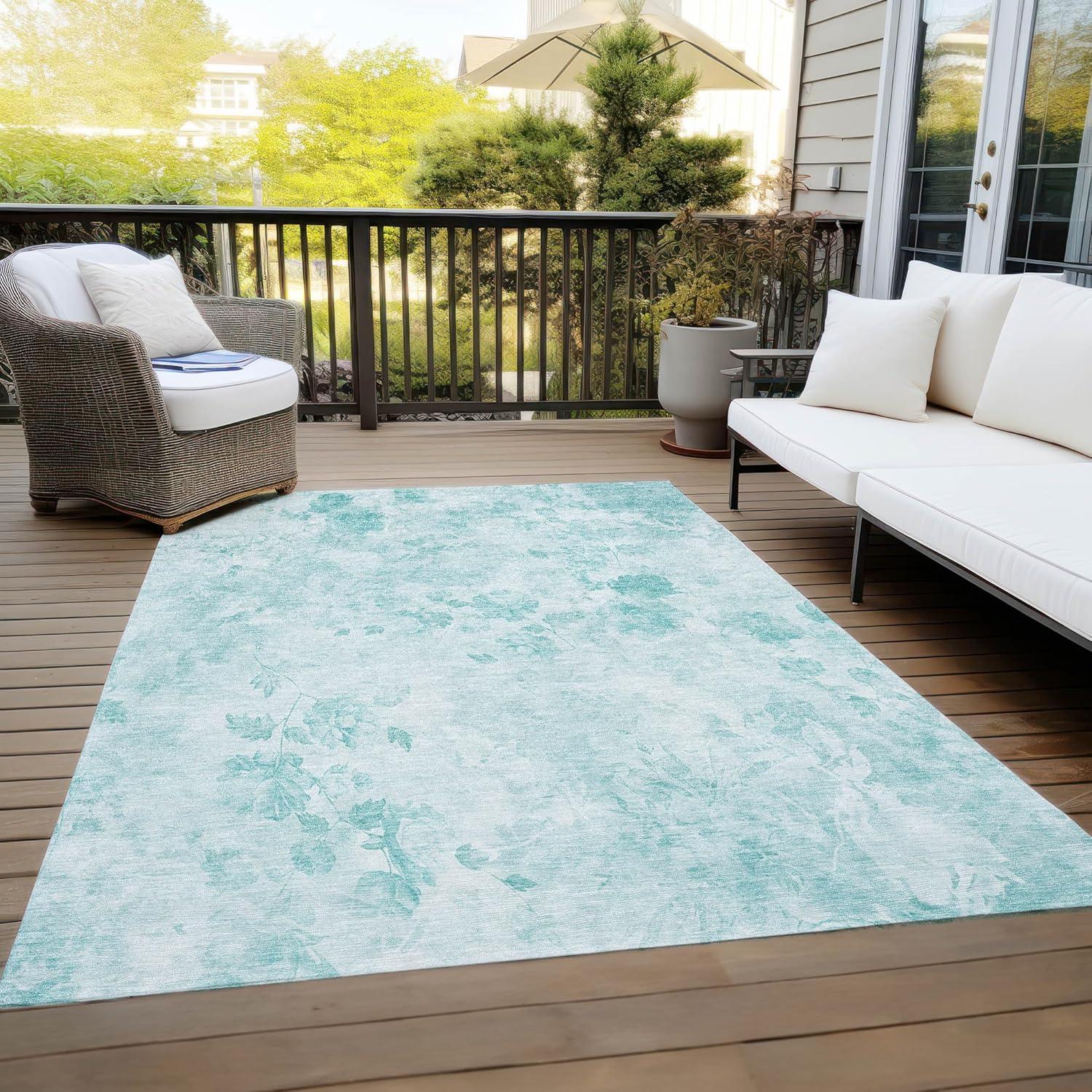 Aqua Floral Synthetic Indoor/Outdoor Washable Area Rug 2'6" x 3'10"