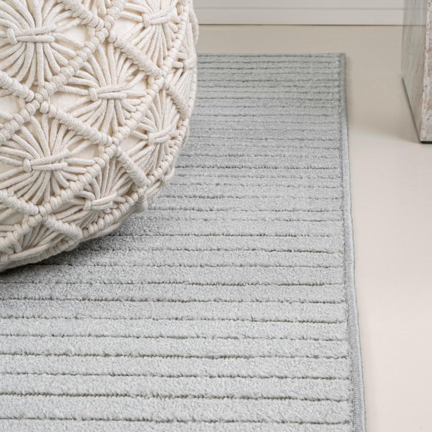 JONATHAN Y Hallie High-Low Minimalist Curve Geometric Light Blue/Cream 5 ft. x 8 ft. Indoor/Outdoor Area Rug