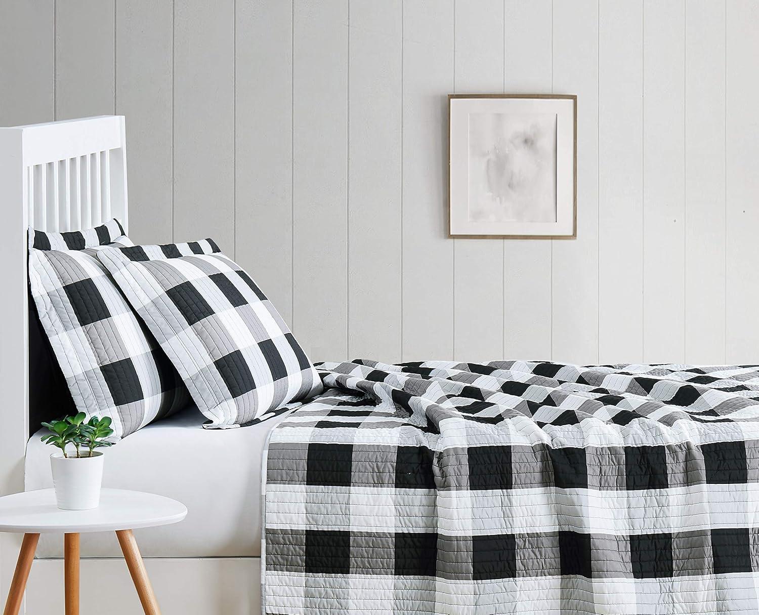 Buffalo Plaid Farmhouse / Country Plaid Quilt Set