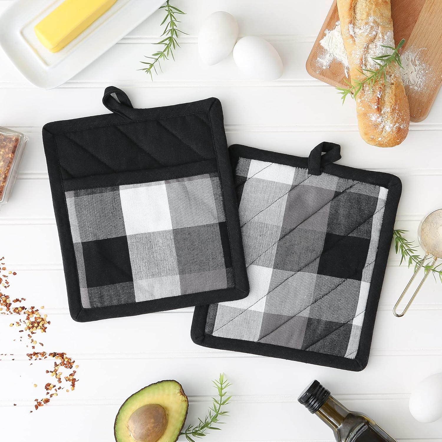 Black and White Checkered Cotton Potholder Set, 9x8 inches