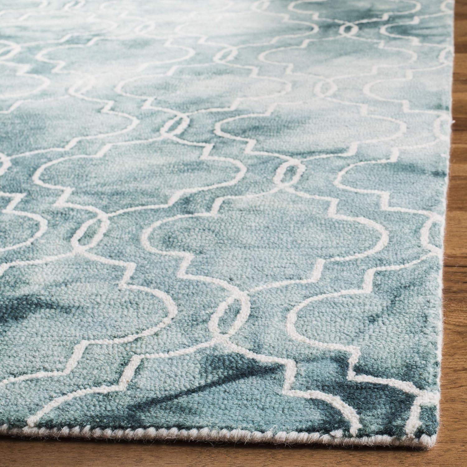 Dip Dye DDY676 Hand Tufted Indoor Area Rug - Green/Ivory - 4'x6' - Safavieh