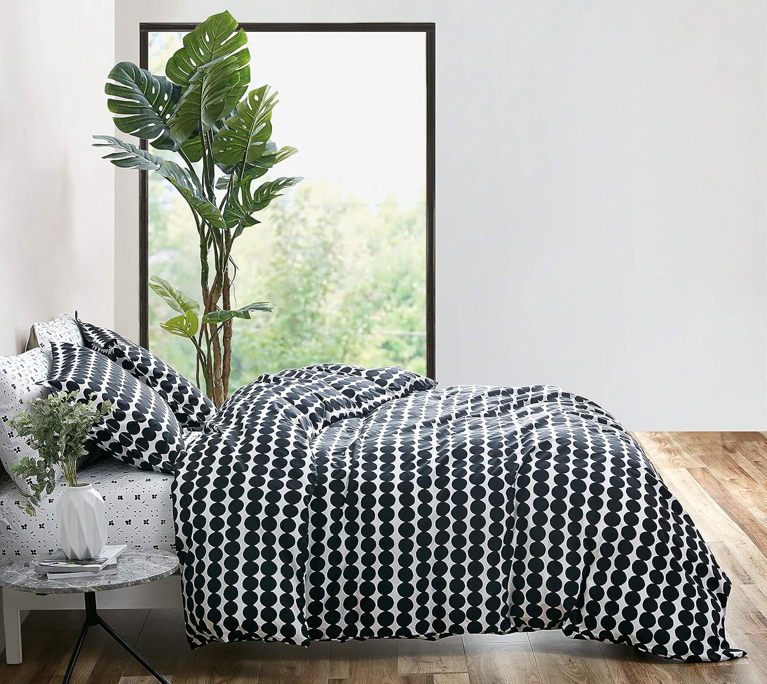 Marimekko Rasymatto Black Cotton Comforter Set & Reviews | Wayfair