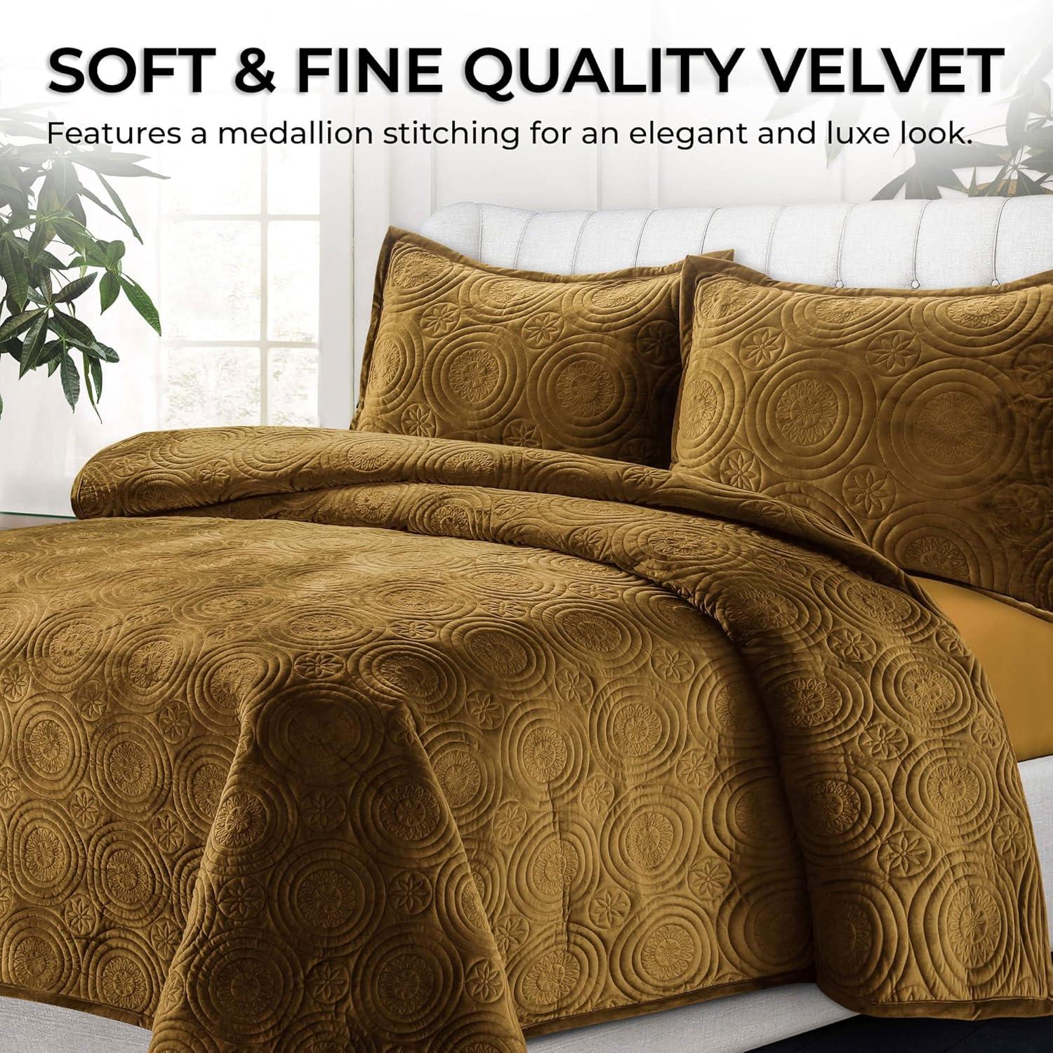Tribeca Living Capri Velvet Quilt Set