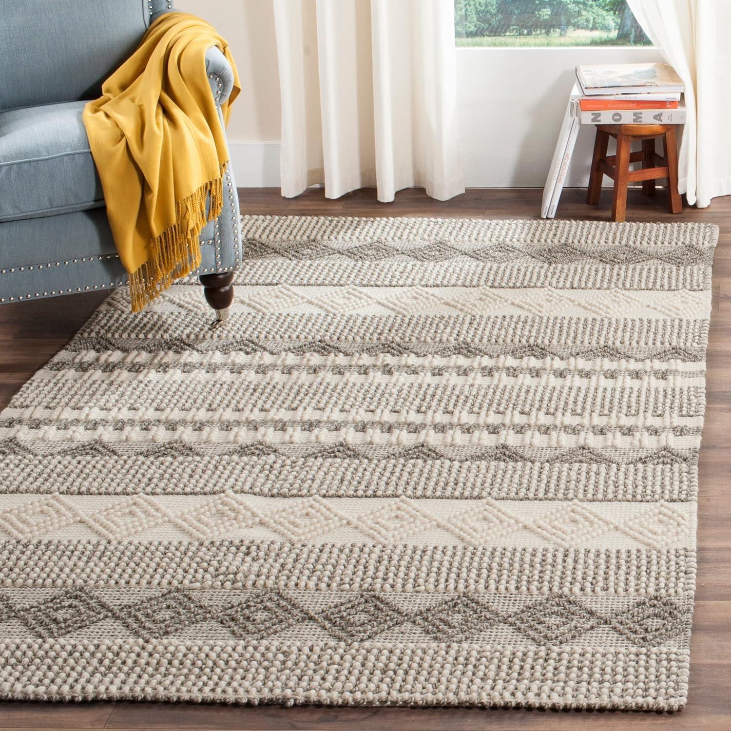 SAFAVIEH Natura Carly Geometric Braided Wool Area Rug, Grey/Ivory, 2' x 3'