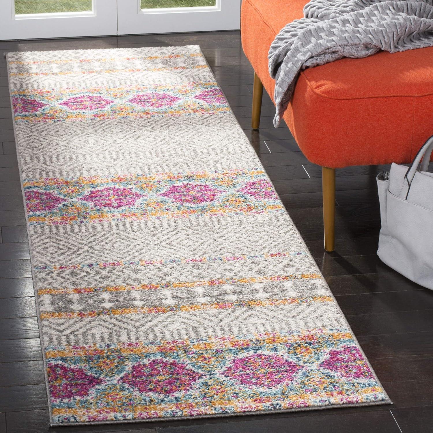 Madison MAD797 Power Loomed Area Rug  - Safavieh