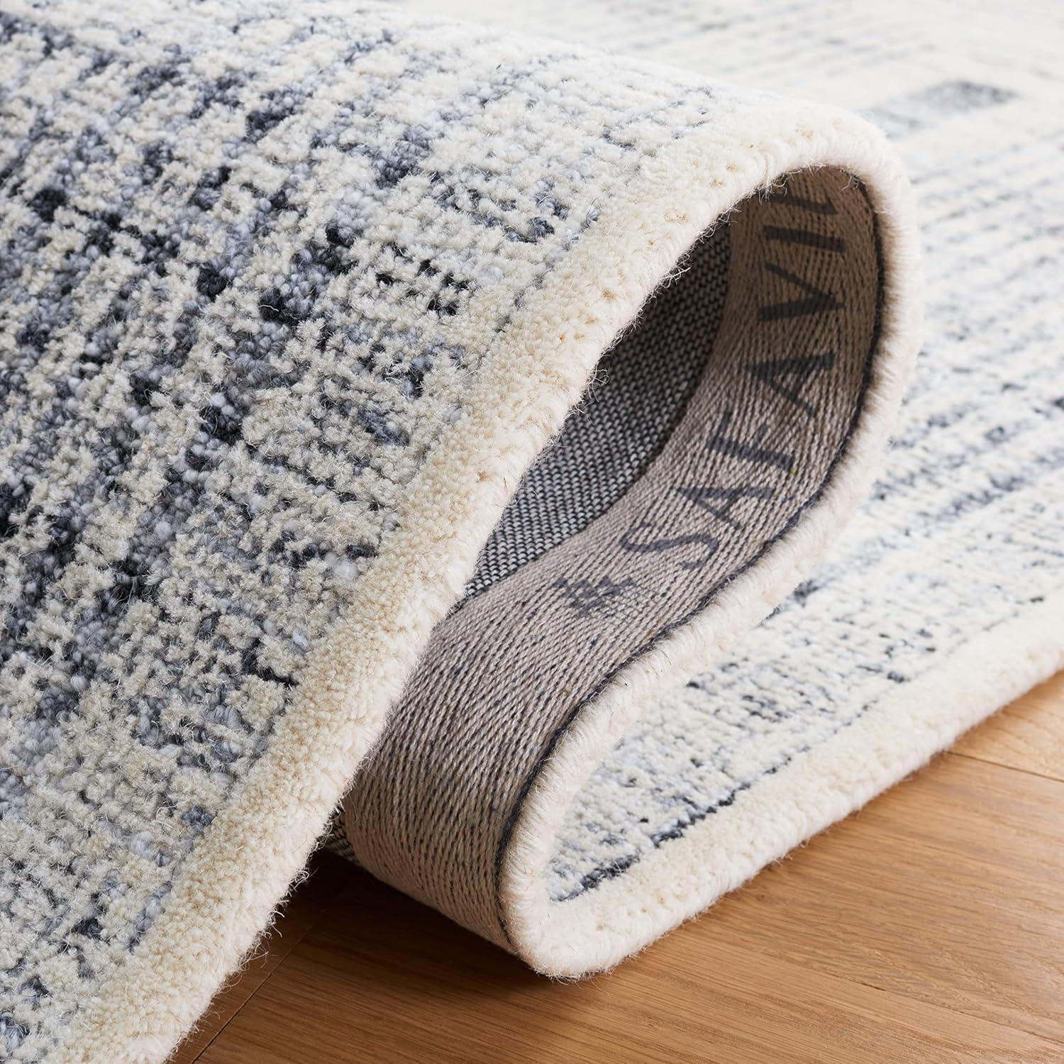 Metro MET991 Hand Tufted Indoor Area Rug - Light Grey/Ivory - 5'x8' - Safavieh