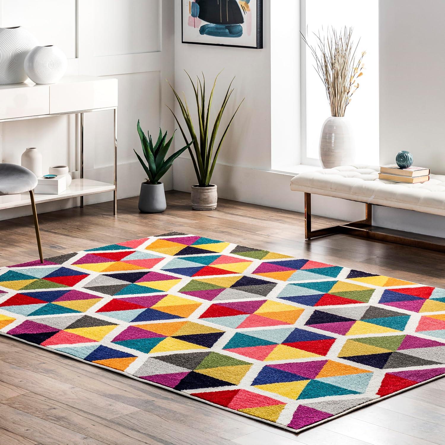 Maris Triangles Area Rug Off White - nuLOOM