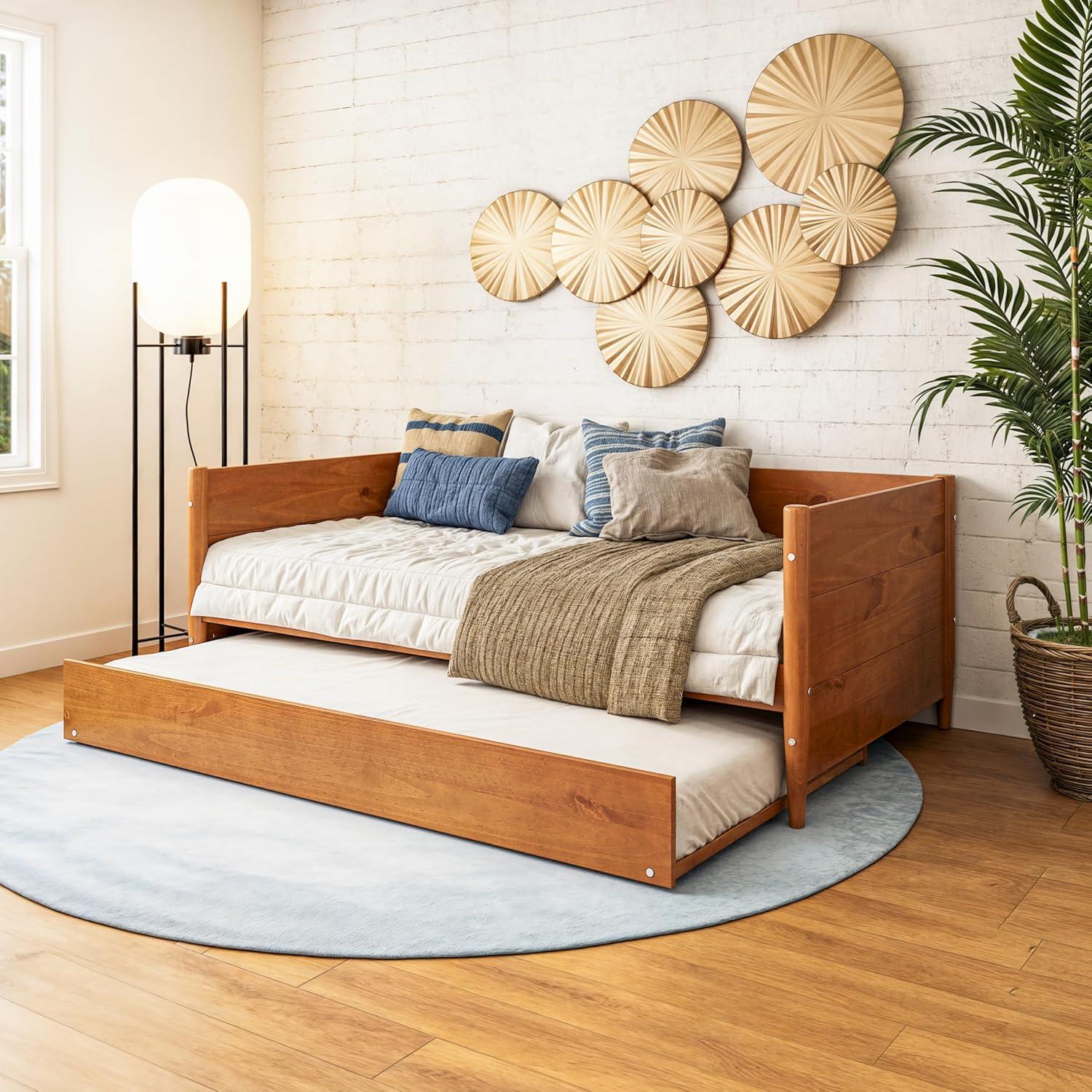 Camello Twin Solid Wood Daybed with Trundle