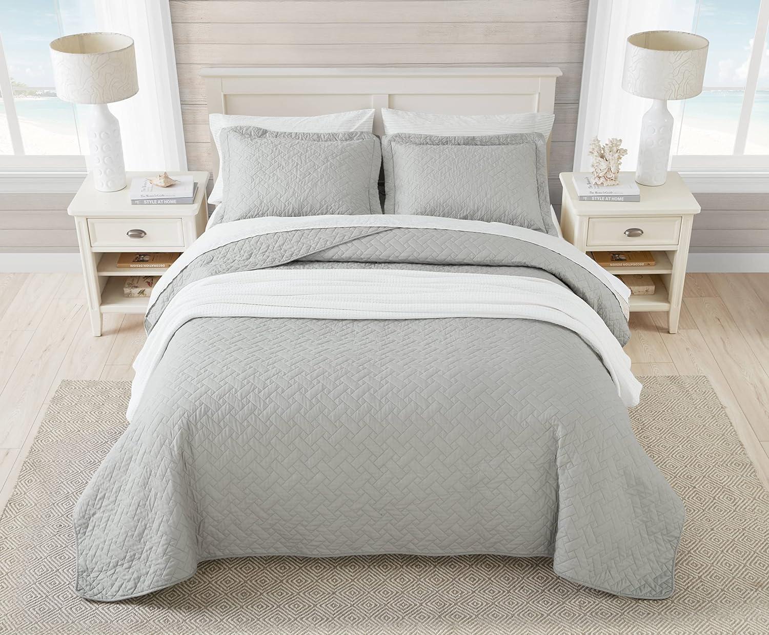 Tommy Bahama Raffia Solid Cotton Reversible Quilt Set