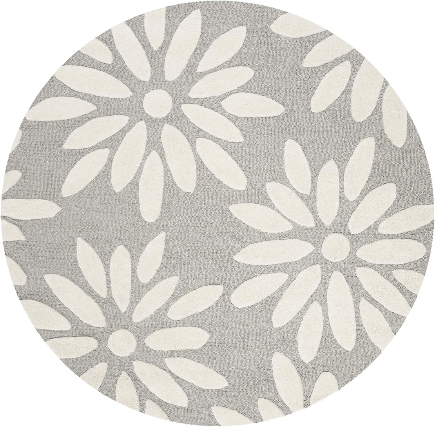 Safavieh Kids SFK914 Hand Tufted Area Rug  - Safavieh