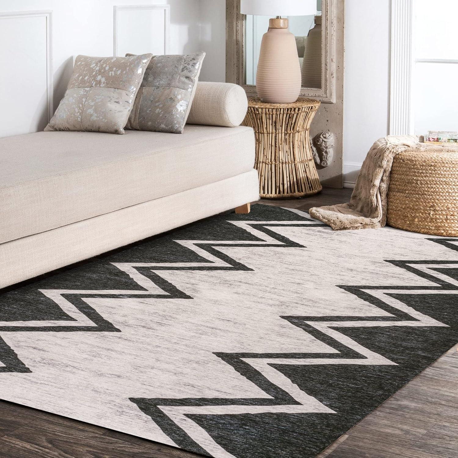 Ivory Synthetic Chevron Handmade 5' x 8' Area Rug