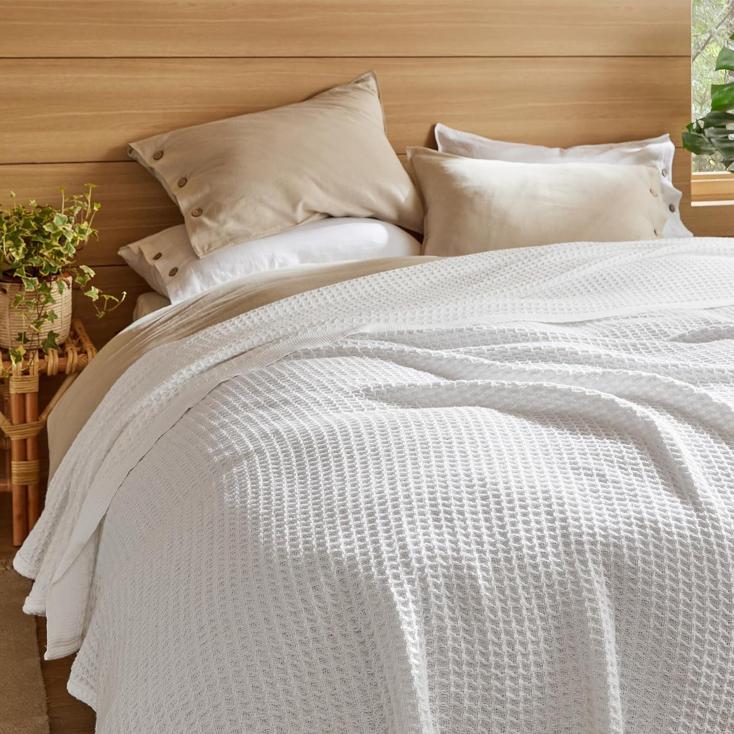 100% Cotton Blanket King Size for Bed - Waffle Weave Fall Blanket, Lightweight and Breathable Soft Woven Blanket for Summer, White, 104x90 inches