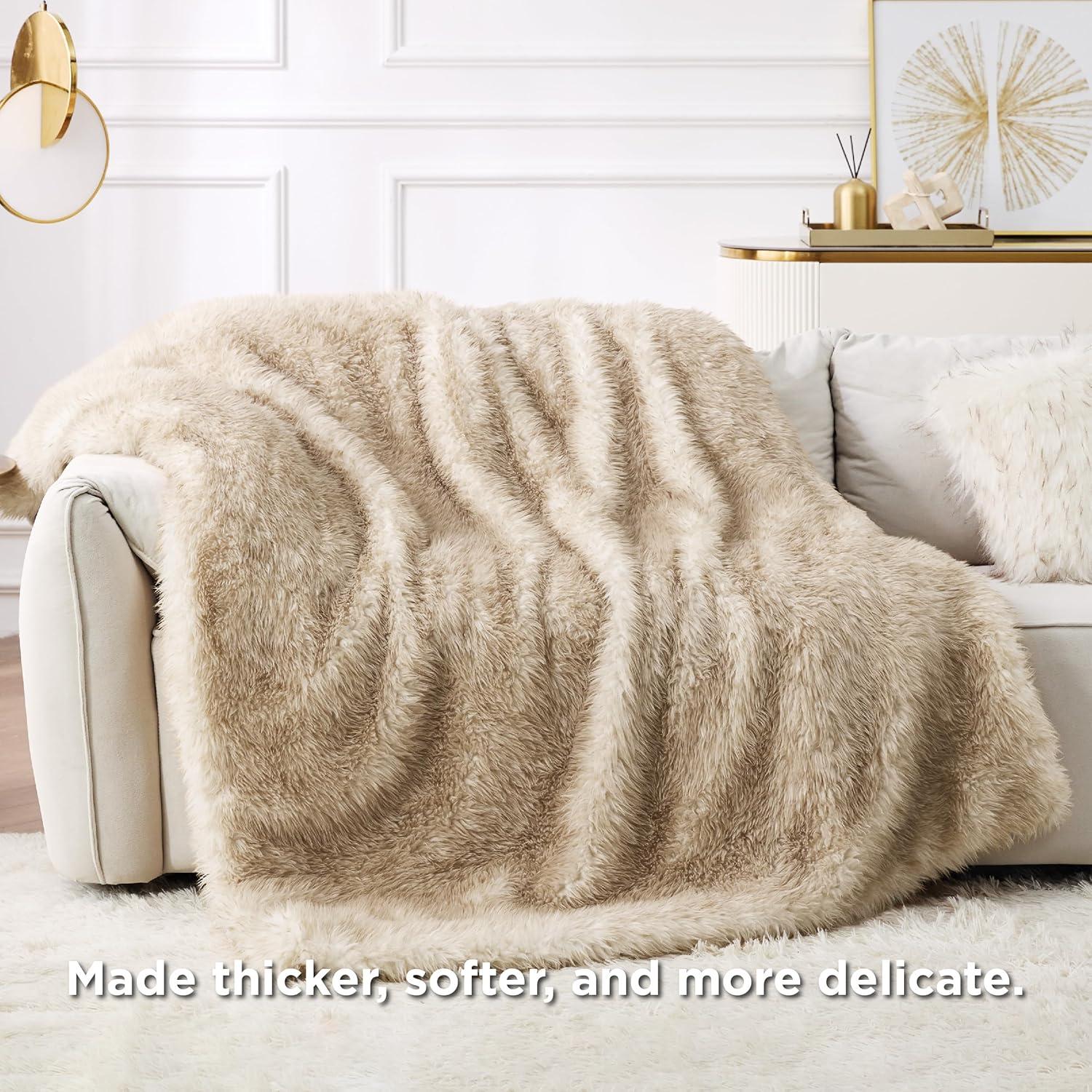 Luxurious Beige Faux Fur 50x70 Inch Cozy Blanket