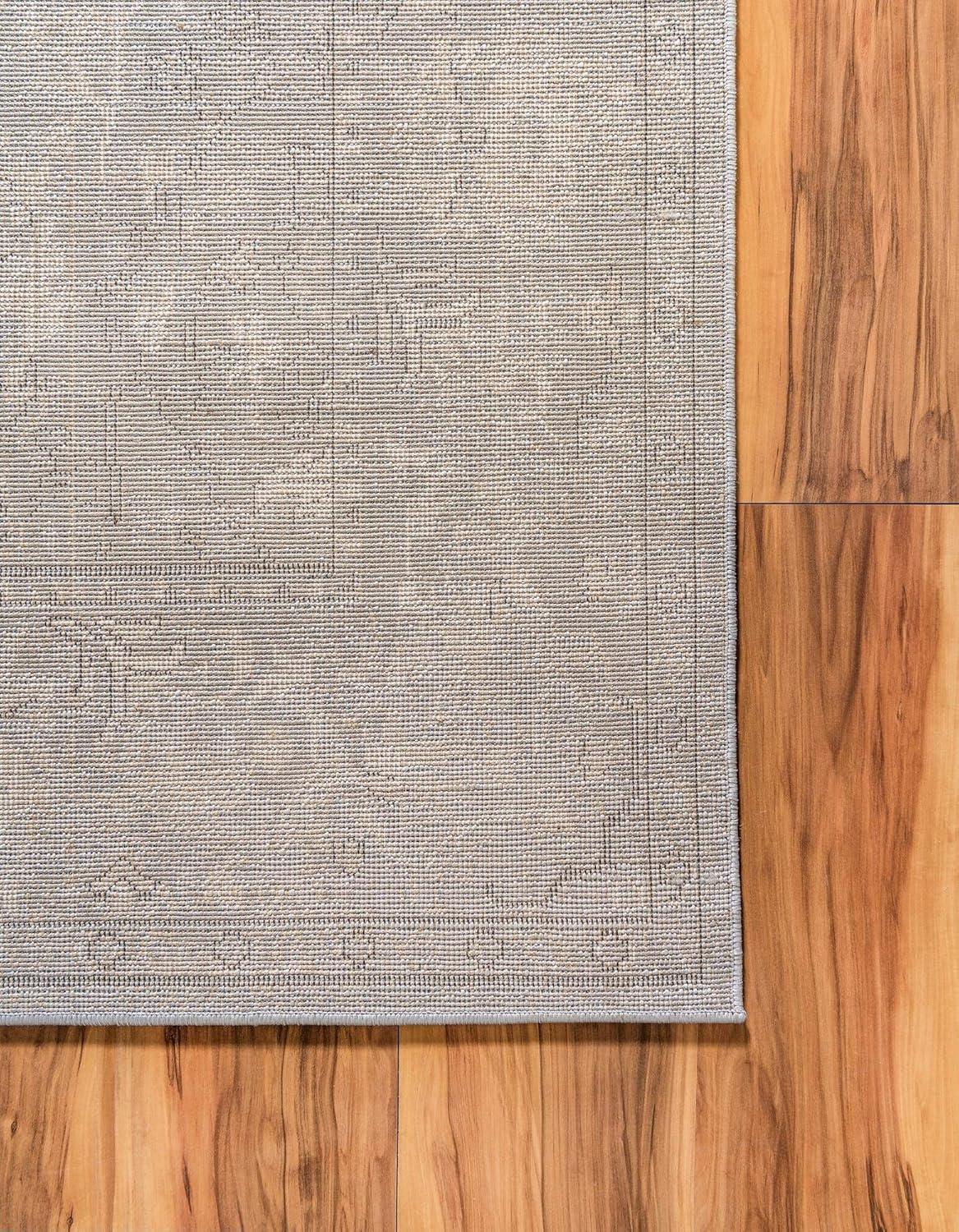 Unique Loom Portland Collection Bohemian Vintage Inspired Tone-on-Tone Design Area Rug (8' 0 x 10' 0 Rectangular, Gray/ Ivory)