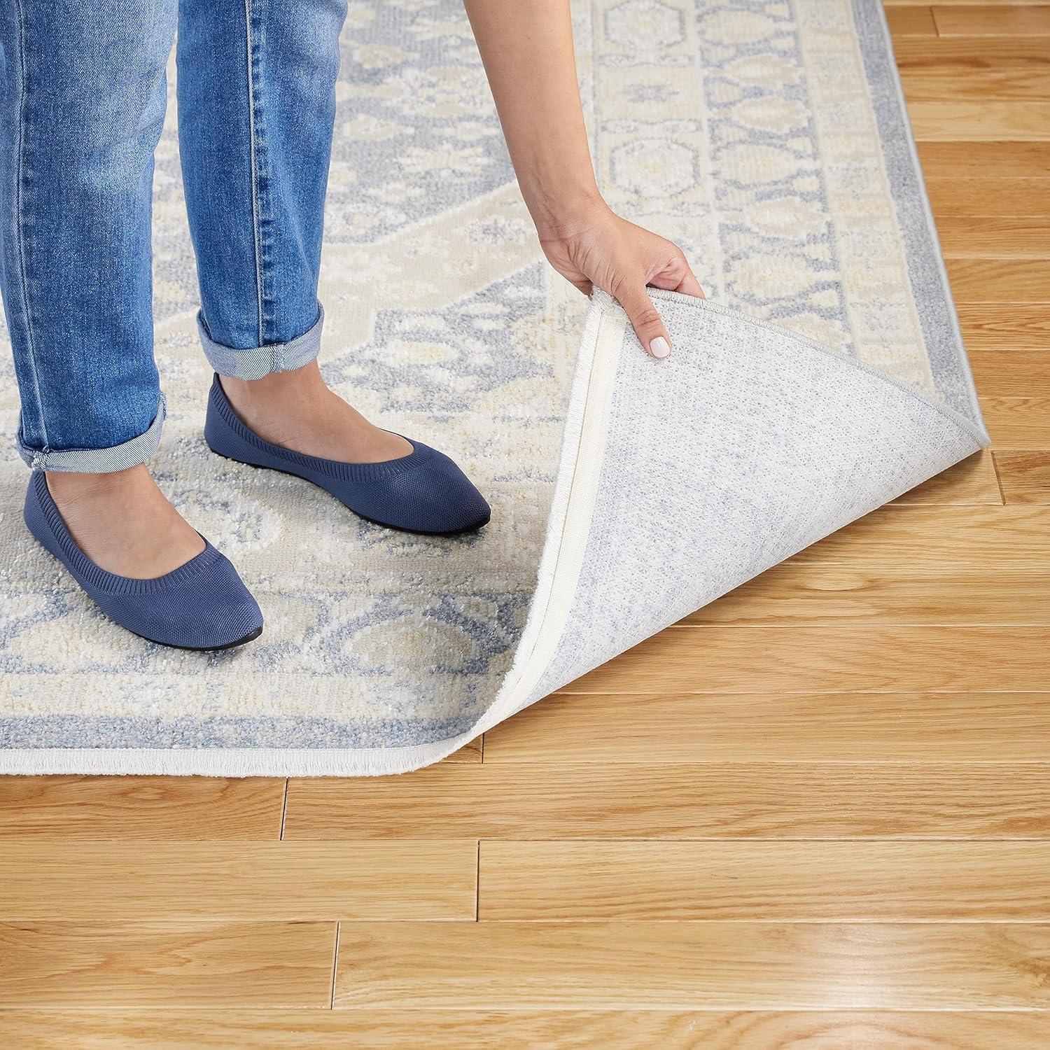 TOWN & COUNTRY EVERYDAY Rein Center Medallion Everwash Non-Slip Backing Washable Area Rug