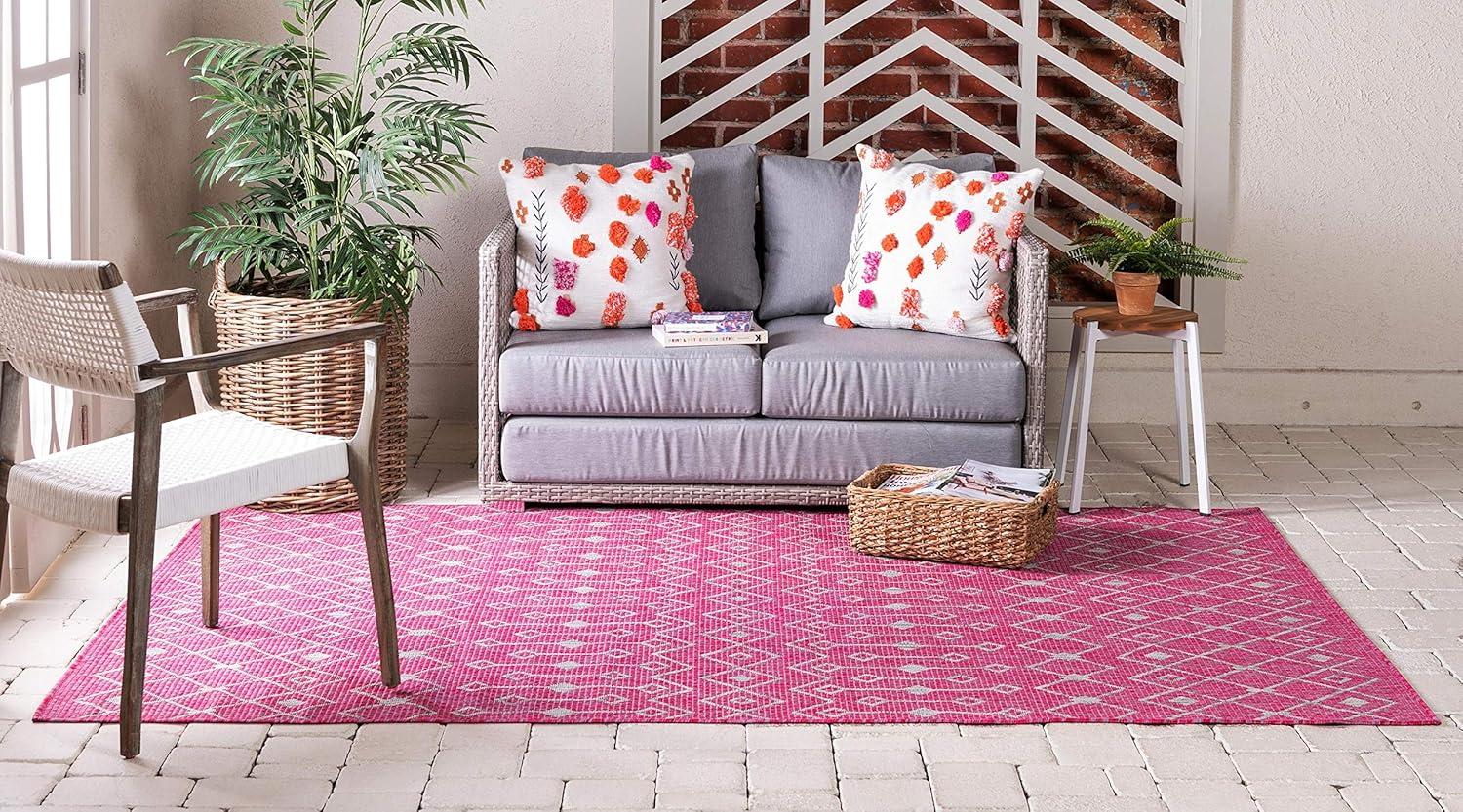 Unique Loom 7' 1 x 10' 0 Rectangle Indoor/Outdoor Trellis Fuschia Area Rug