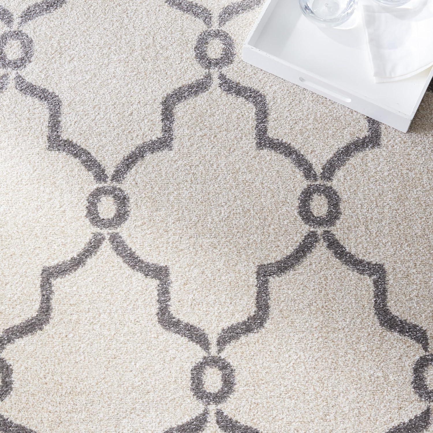 Amherst AMT414 Power Loomed Indoor Accent Rug - Ivory/Grey - 3'x5' - Safavieh
