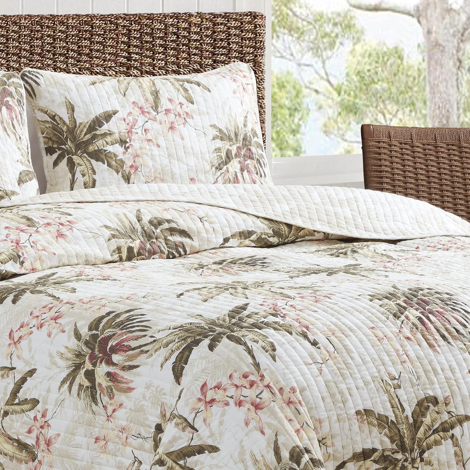 Tommy Bahama Bonny Cove Cotton Reversible Beige Quilt Set