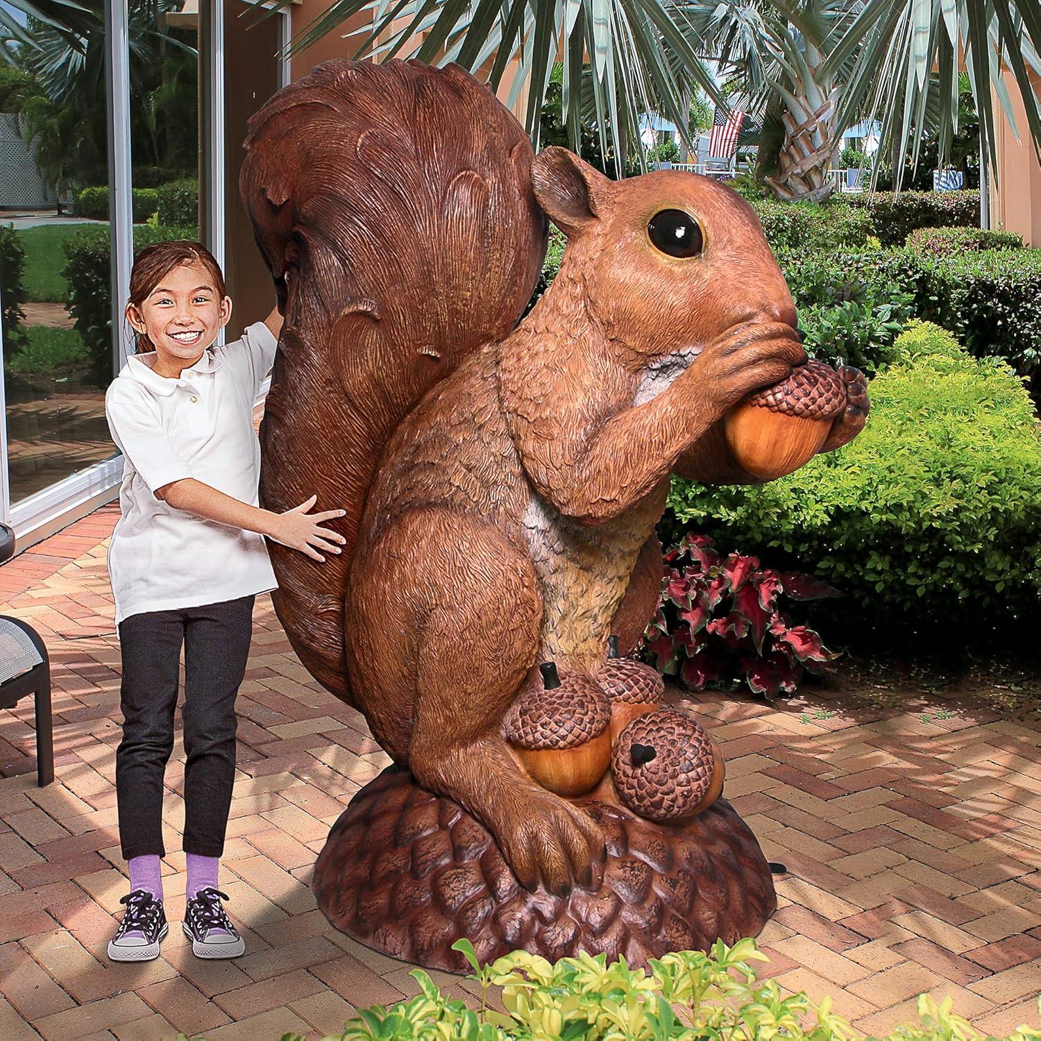 Design Toscano Wirral the Enormous Squirrel Statue