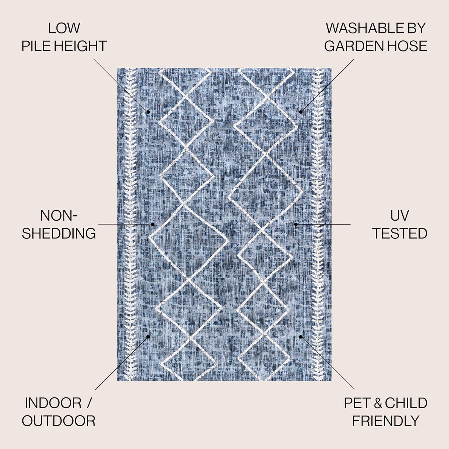 Derya Diamond Trellis Indoor/Outdoor Area Rug - JONATHAN Y