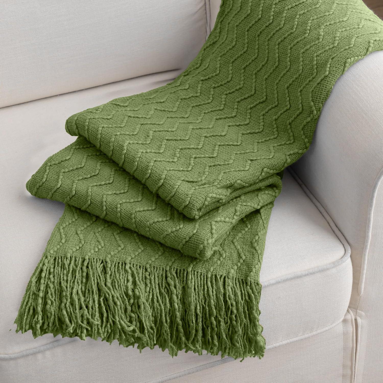 Battilo Green Throw Blanket for Couch, Textured Soft Green Blanket Throw,Dorm Essentials,50"x60"