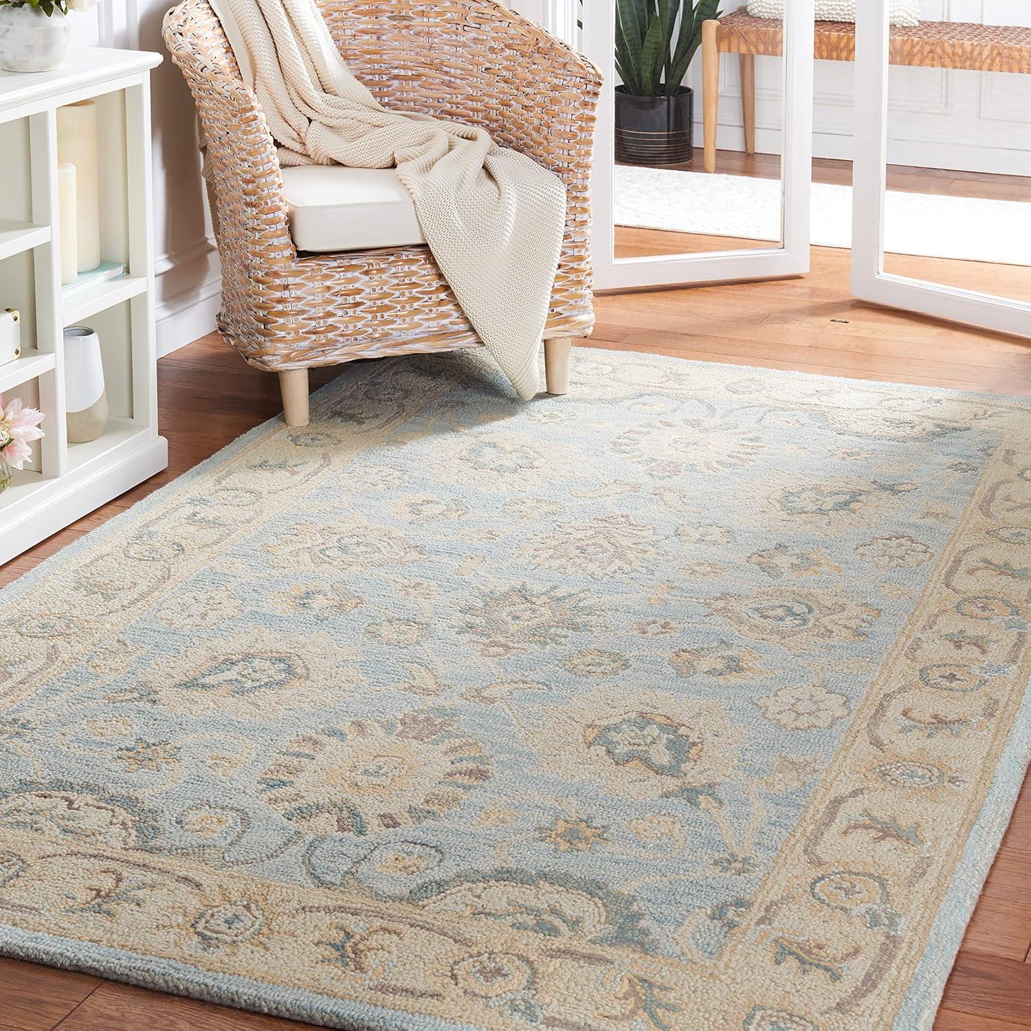 Gray Floral Hand-Tufted Wool 4' x 6' Area Rug