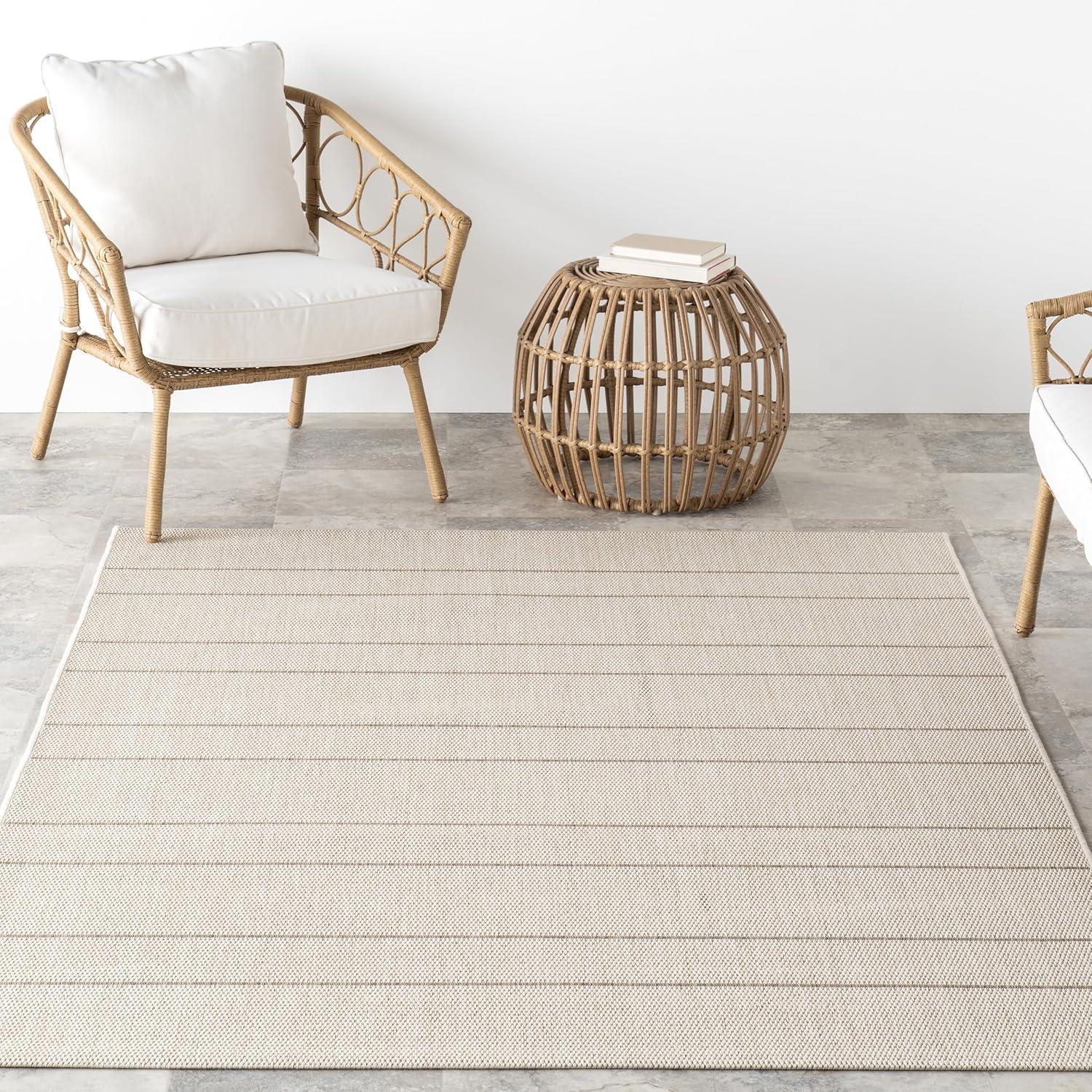 Nuloom Alaina Striped 4x6 Indoor/Outdoor Area Rug for Living Room Patio Deck Front Porch Kitchen, Black/Ivory
