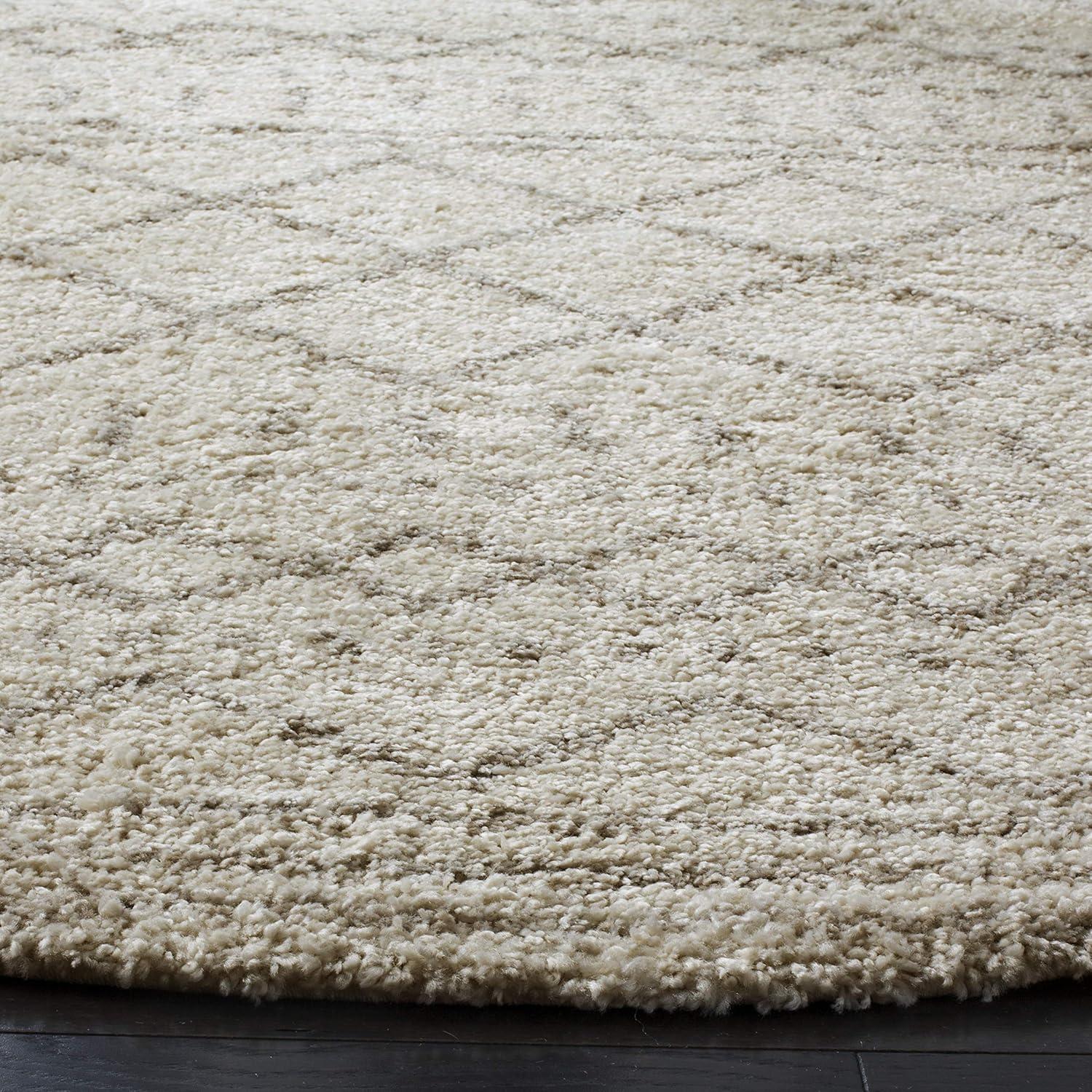 SAFAVIEH Arizona Teagan Geometric Shag Area Rug, Ivory/Beige, 8' x 8' Round