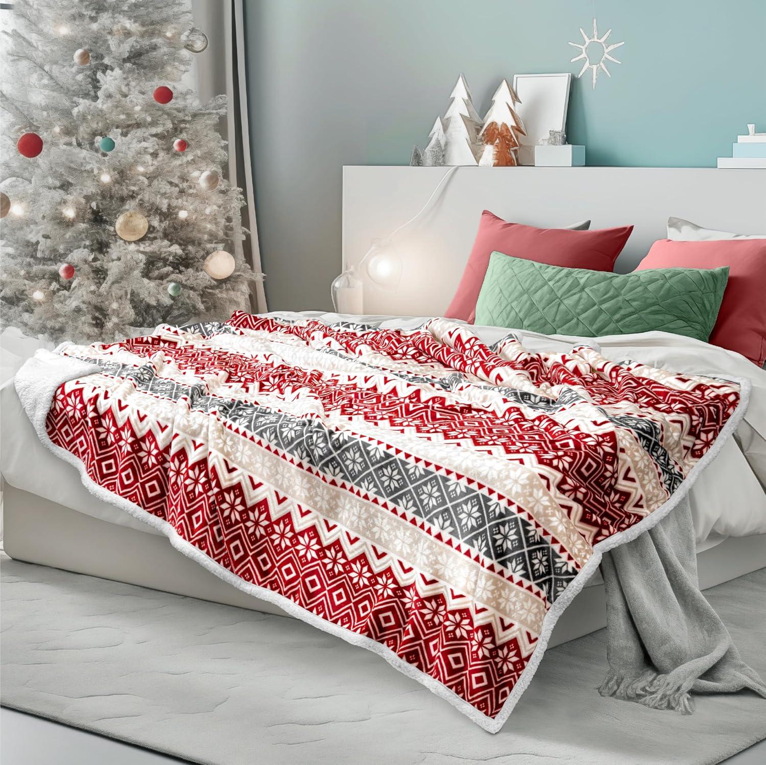 PAVILIA Soft Fleece Blanket Throw for Couch, Lightweight Plush Warm Blankets for Bed Sofa with Jacquard Pattern