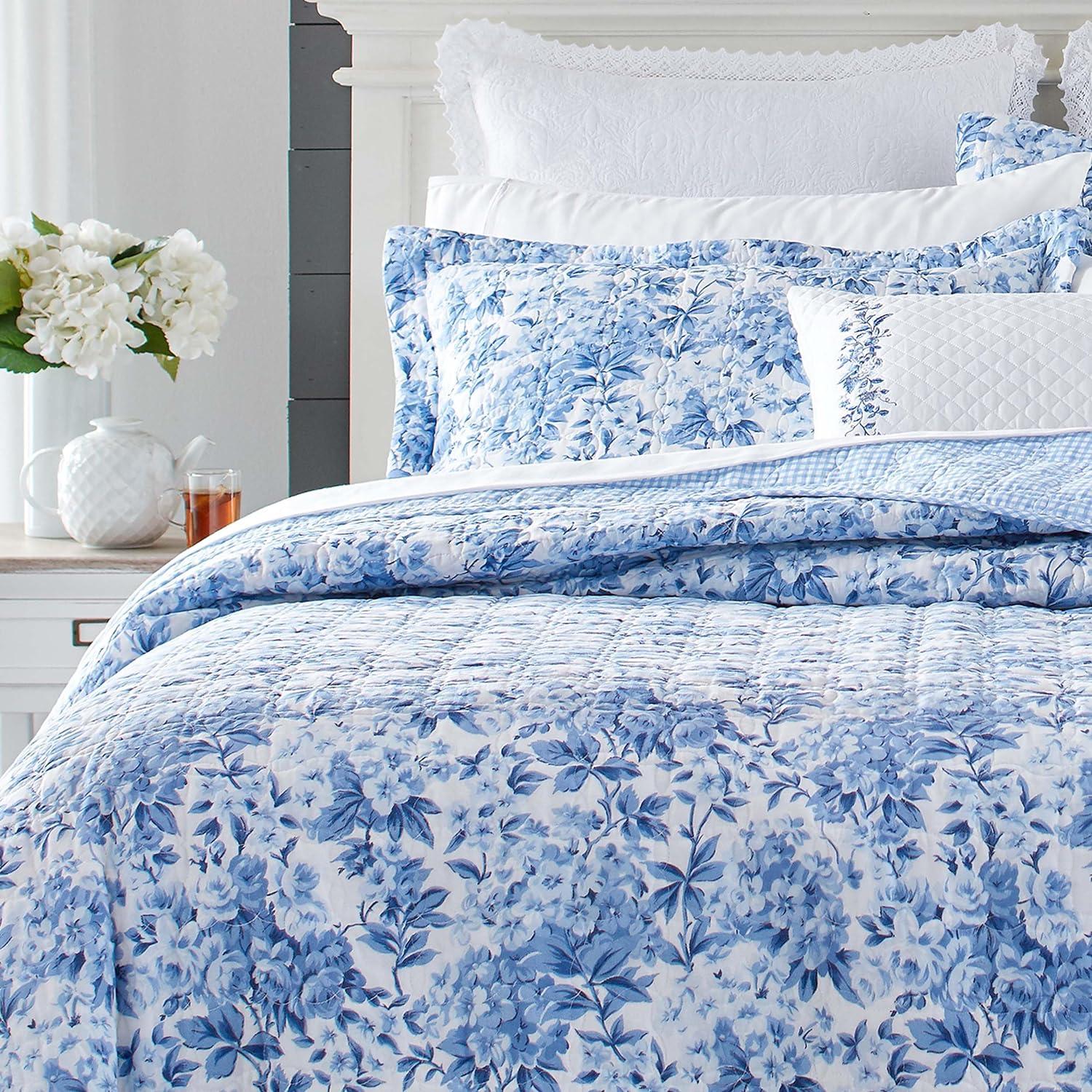 Brighton Blue Cotton Reversible Twin Quilt Set