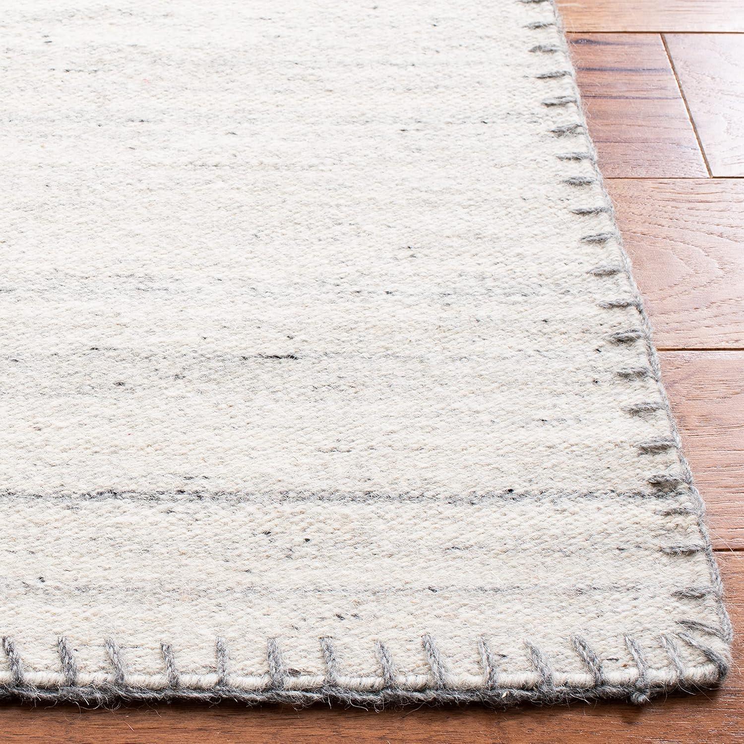 Kilim KLM651 Hand Woven Area Rug - Beige/Light Grey - 5'x8' - Safavieh.