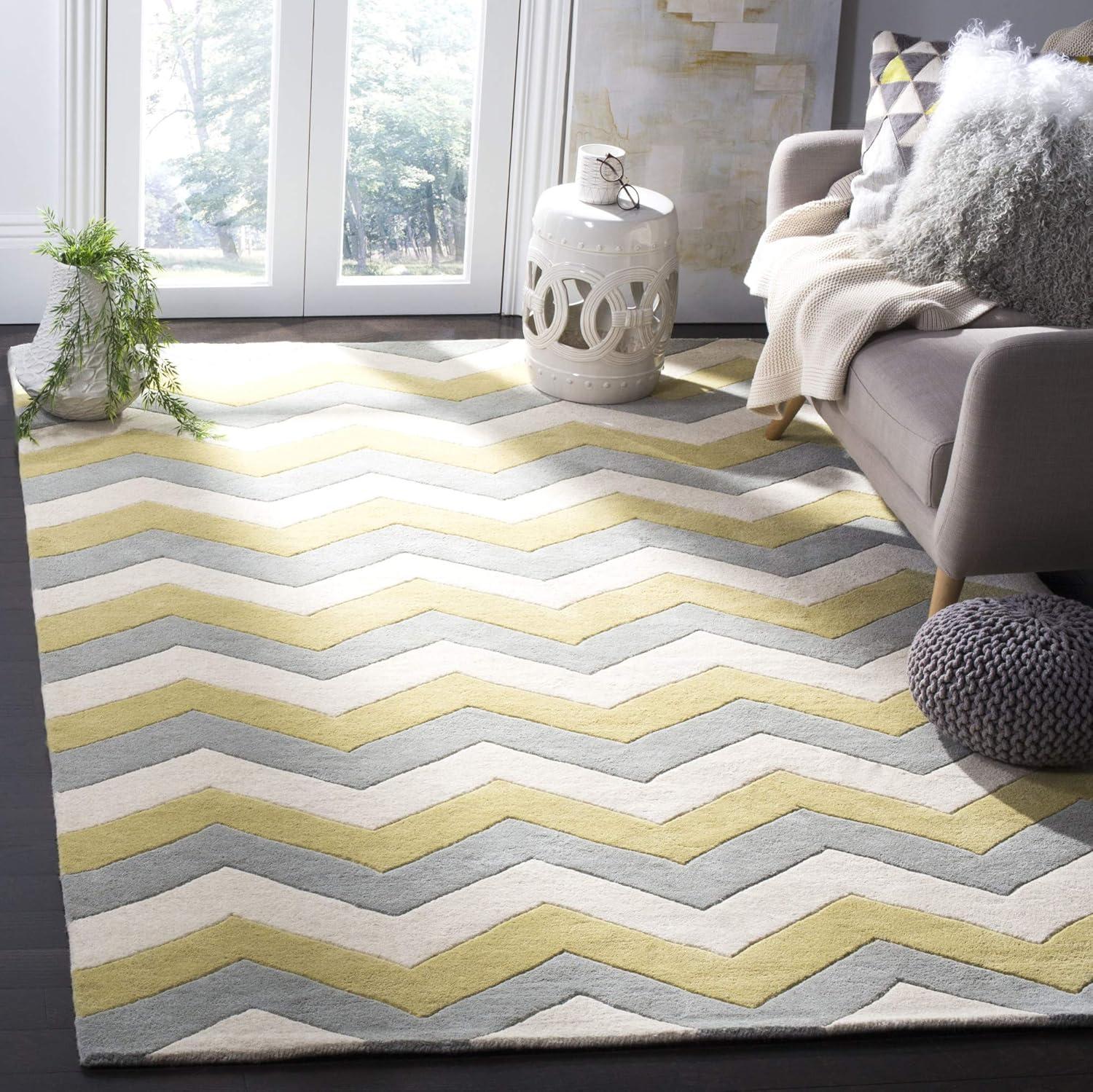 Handmade Gray Chevron Wool 6' x 9' Area Rug