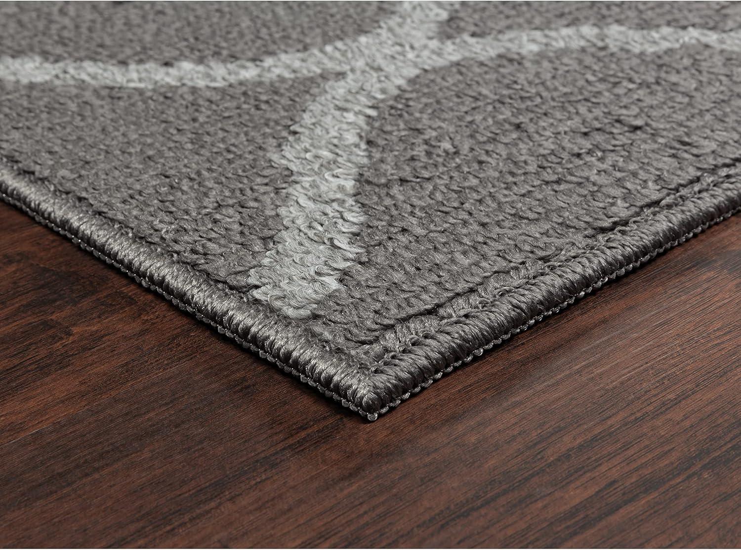 Gray Tufted Washable Synthetic 5' x 7' Area Rug