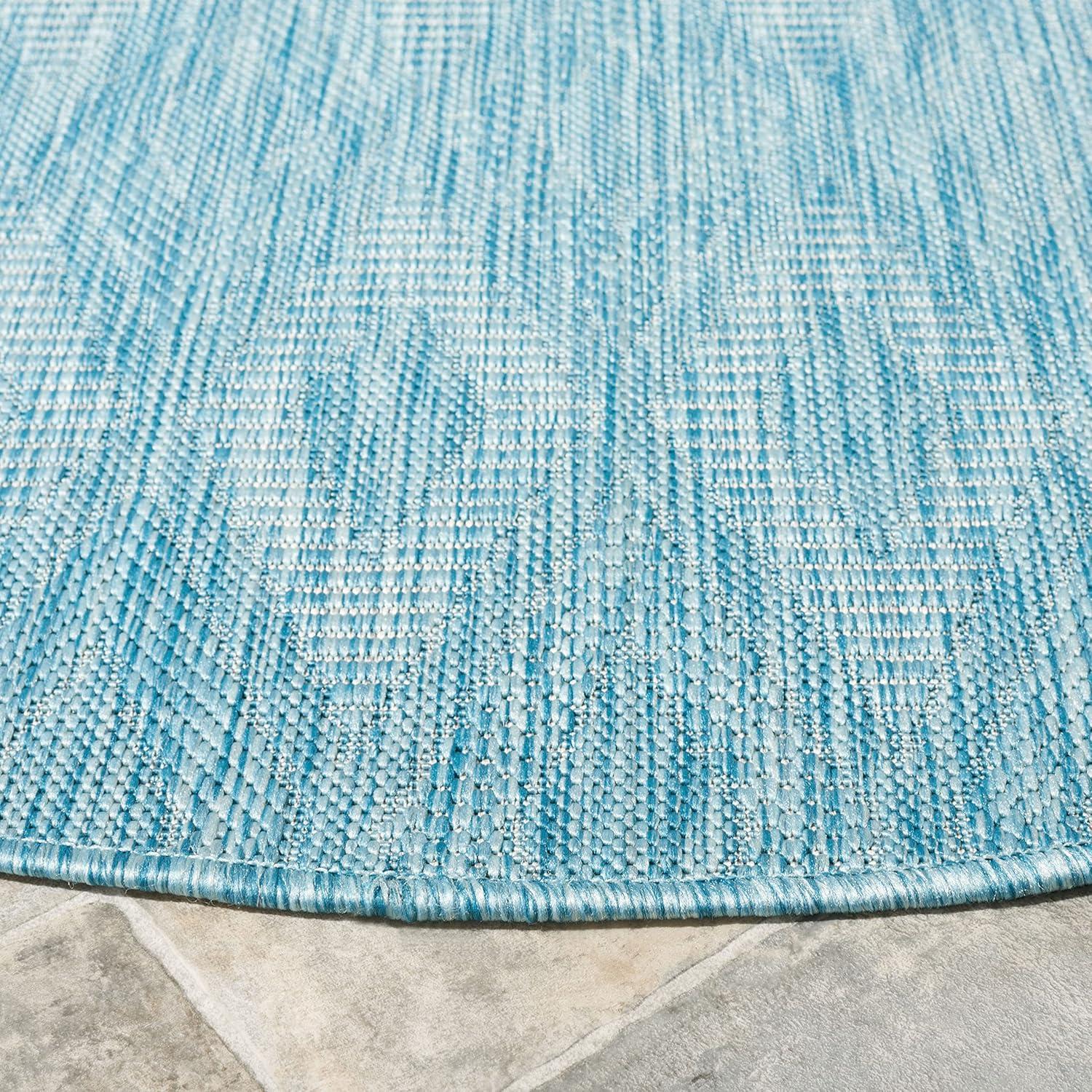 Aqua Synthetic 59" Round Indoor/Outdoor Easy-Care Rug